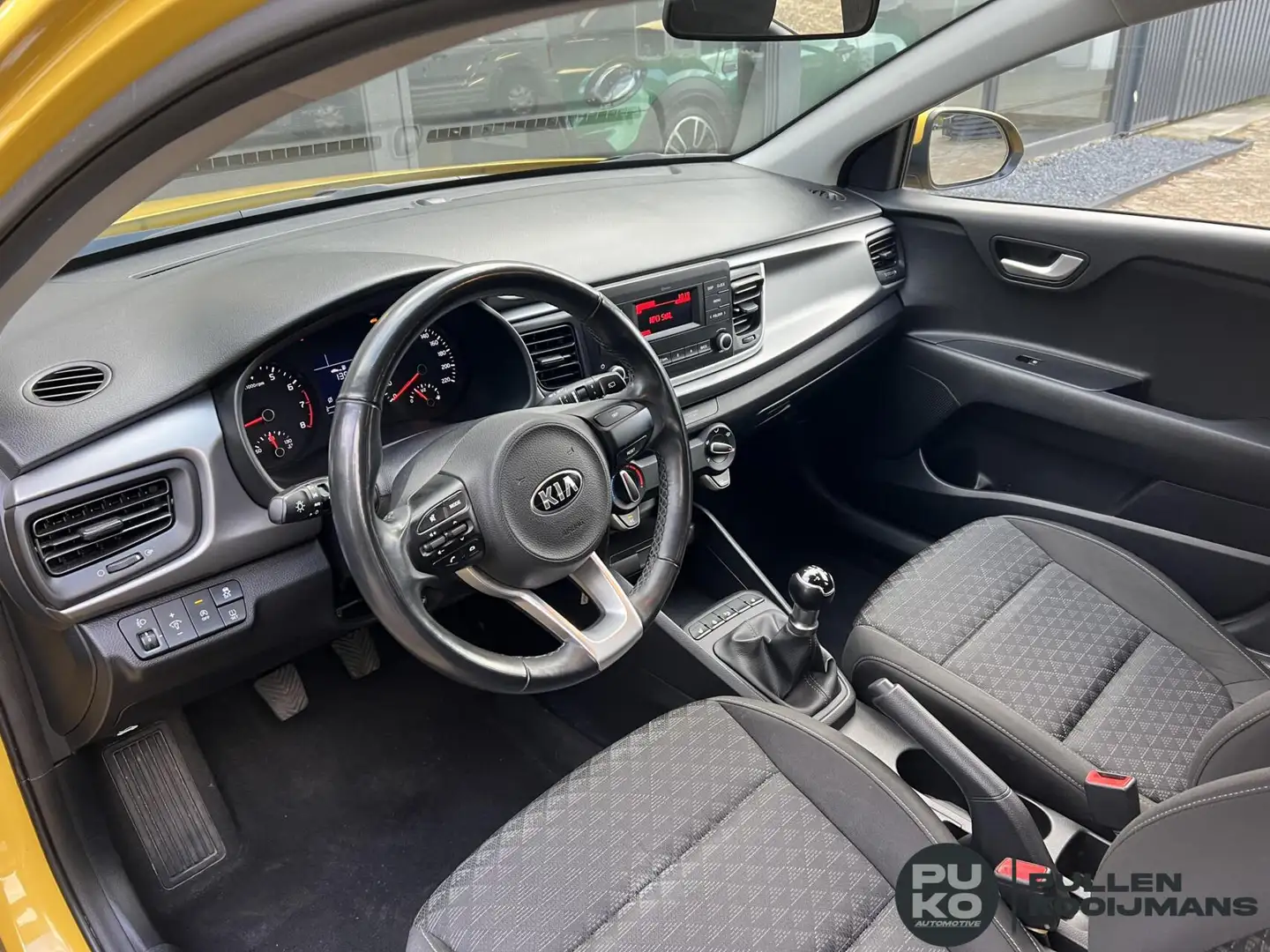Kia Rio 1.2 Jaune - 2