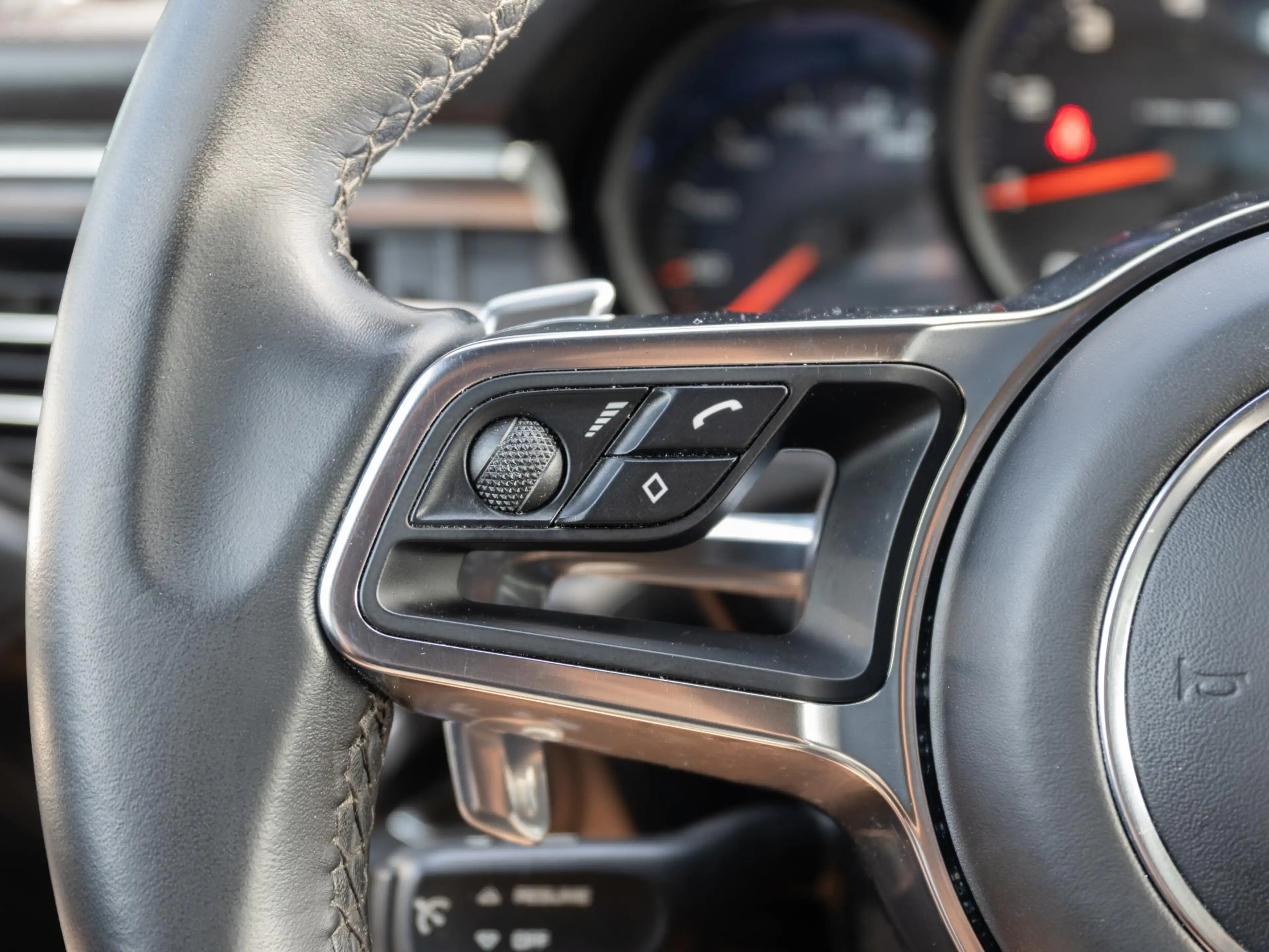Porsche Macan 2.0 | Afn trekhaak | PDLS+ | Volledig onderhouden — photo 32