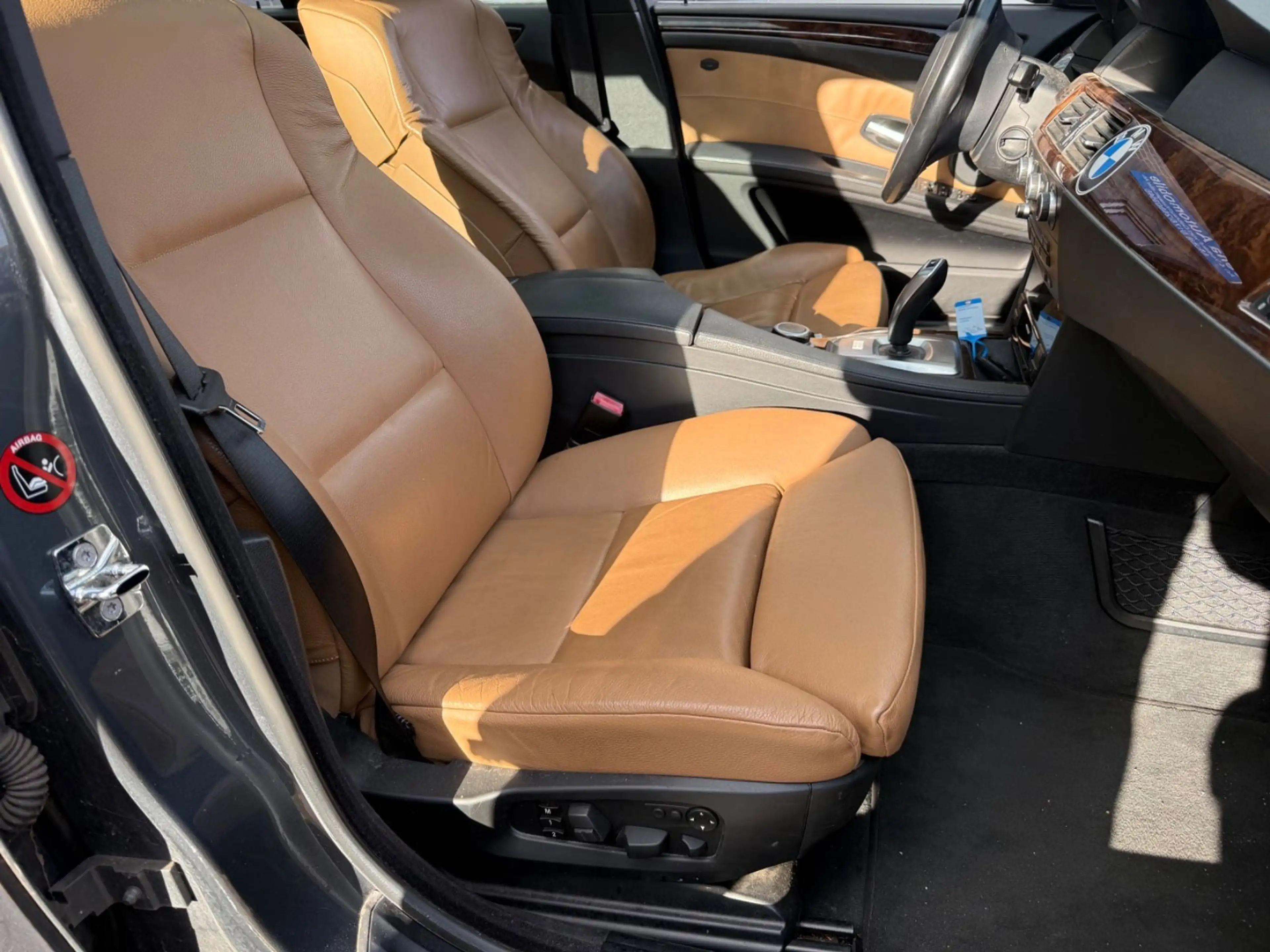 BMW 525 d Touring Tüv 10.28 Leder Navi Xenon Panoram — photo 9