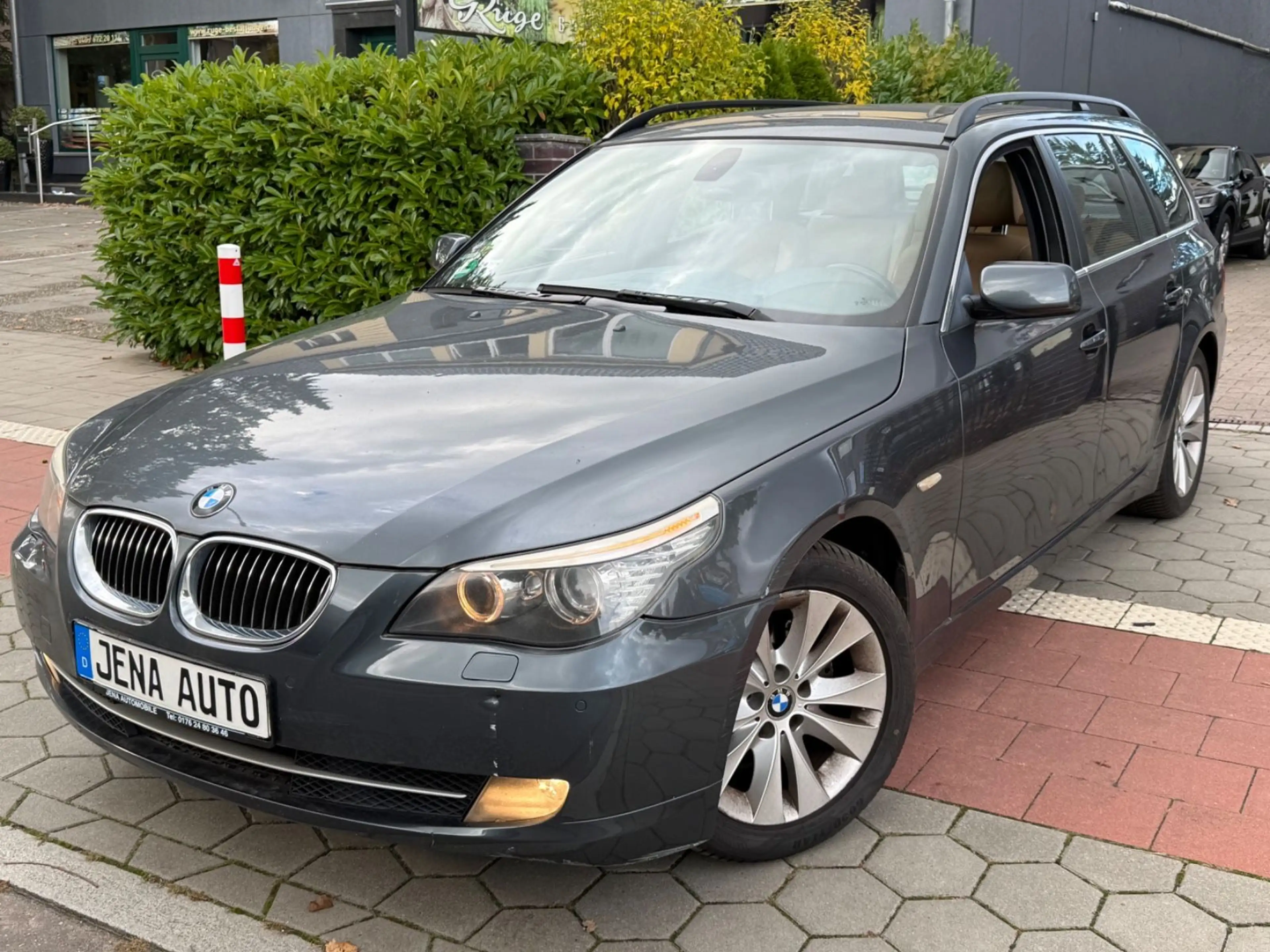 BMW 525 d Touring Tüv 10.28 Leder Navi Xenon Panoram — photo 3