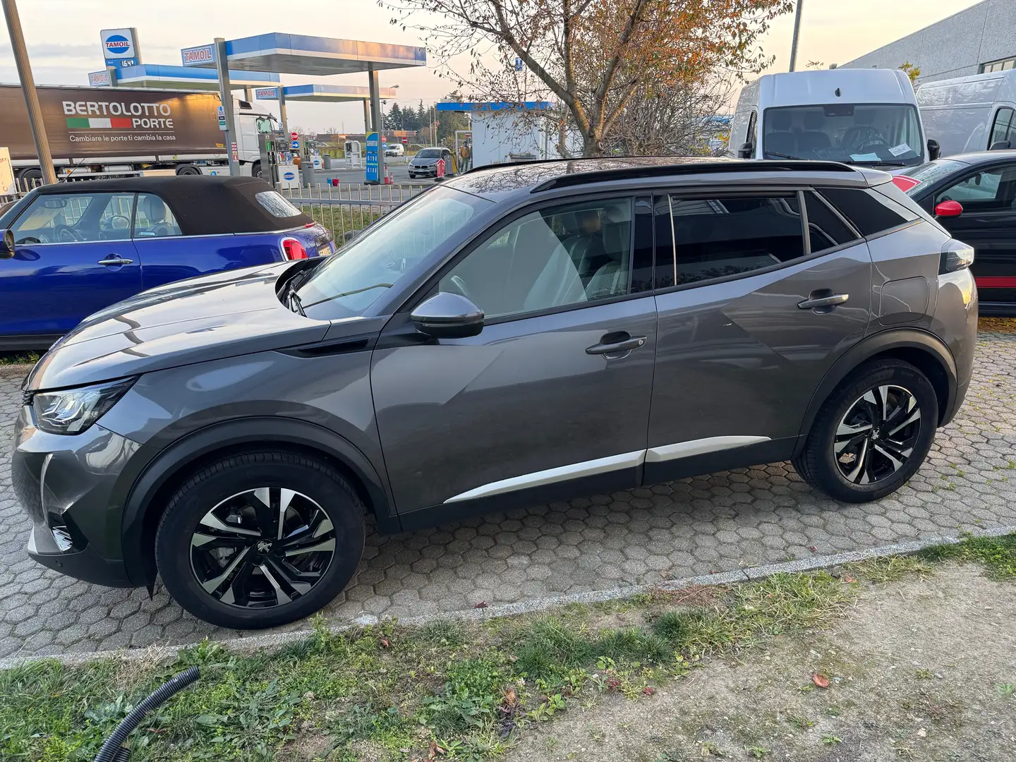 Peugeot 2008 2008 1.5 bluehdi Allure Gris - 2