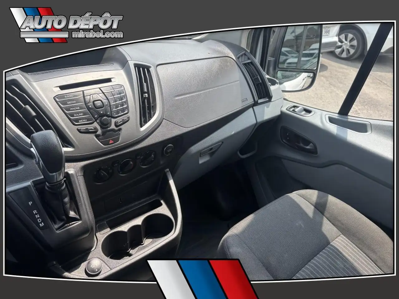 Ford Transit снимка Ford Transit