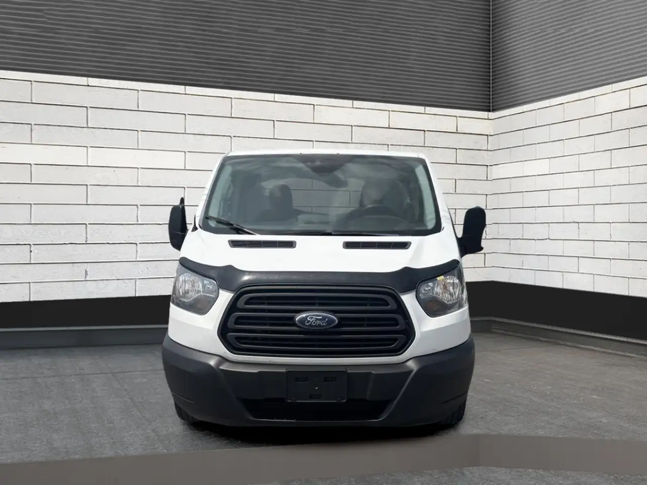Ford Transit снимка Ford Transit