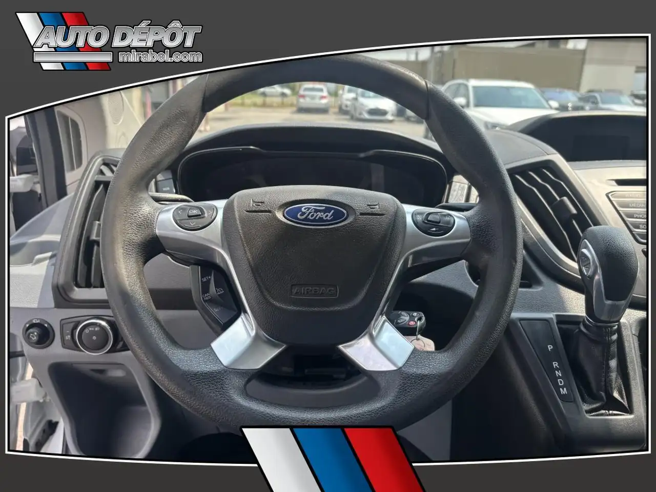 Ford Transit снимка Ford Transit
