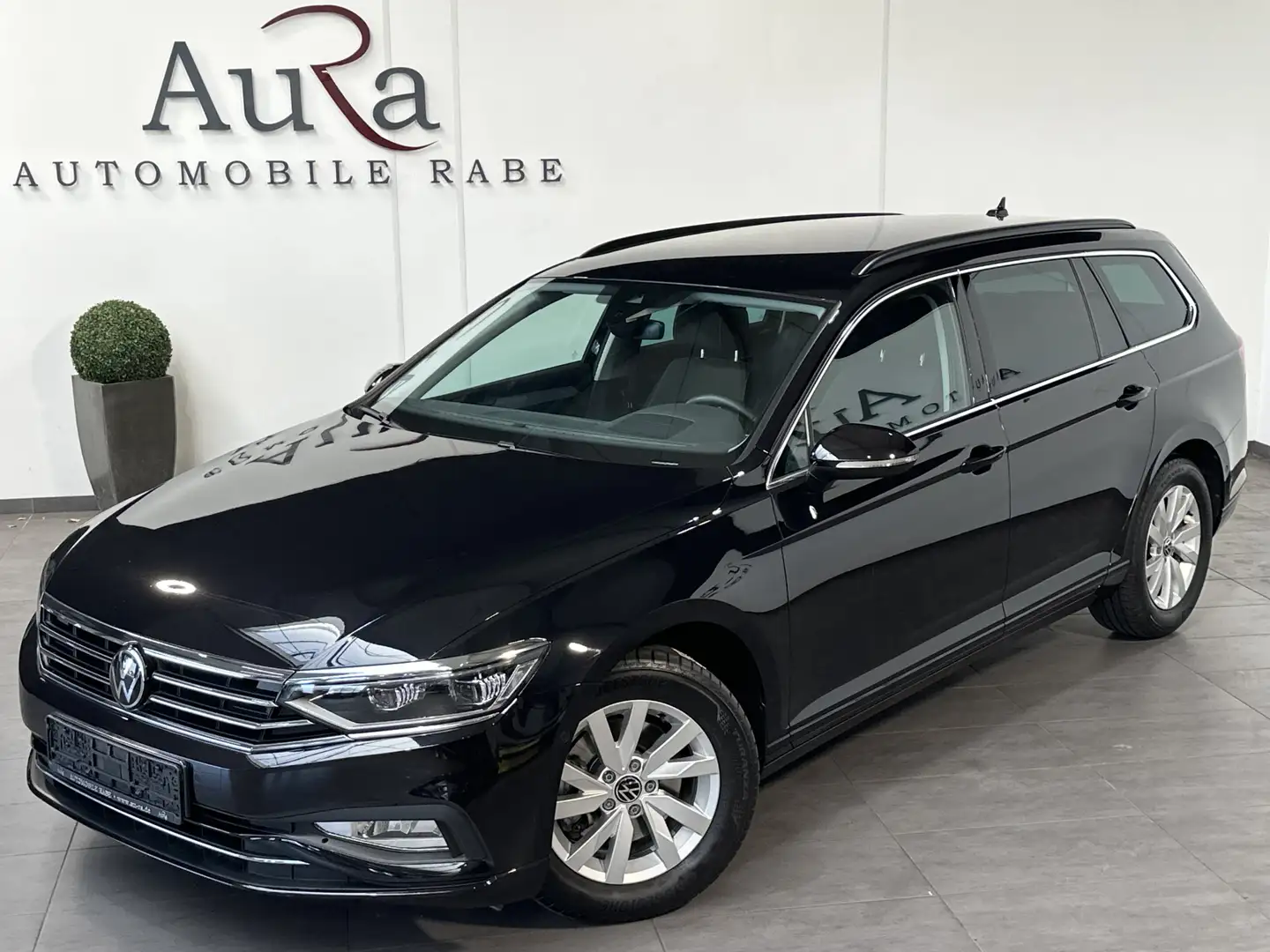 Volkswagen Passat Variant Business NAV+IQ-LIGHT+DIGDISPLAY Schwarz - 2