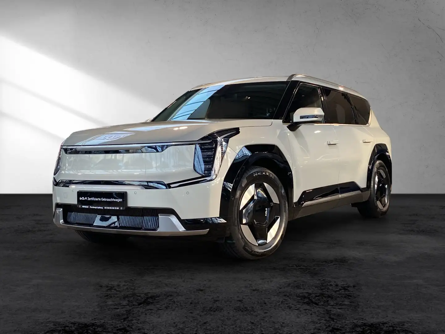 Kia EV9 EV9 99.8 AWD DriveWise Komfort HUD 360° 7-Sitzer Silber - 2