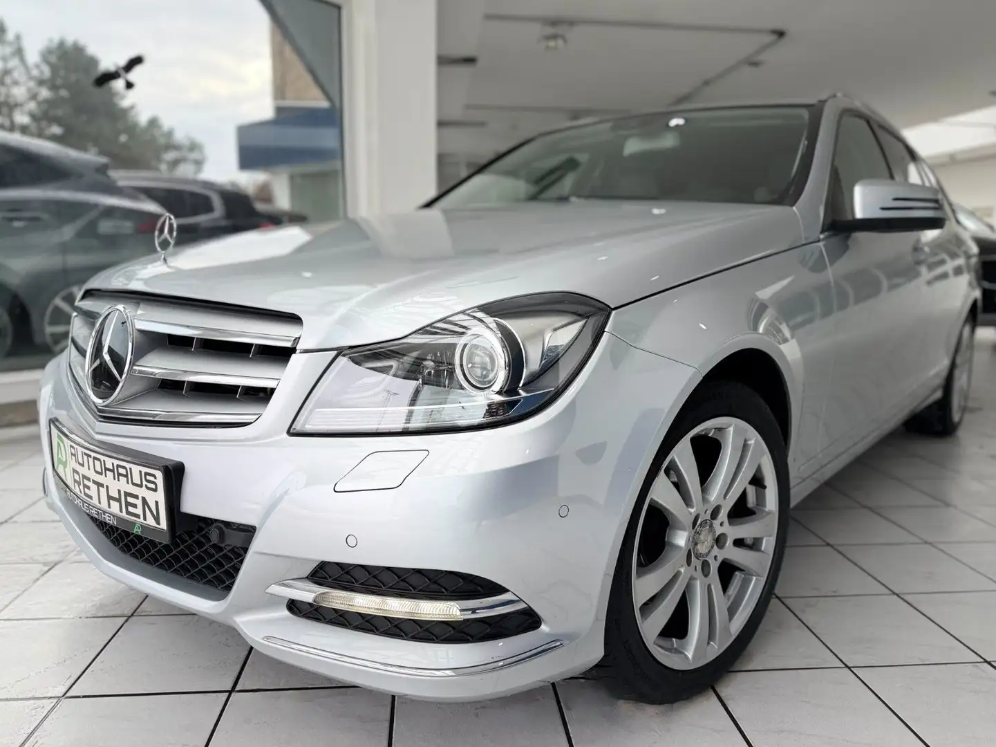 Mercedes-Benz C 250 T CDI 4Matic *AHK*NAVI*KAMERA*BI-XENON* Silber - 1