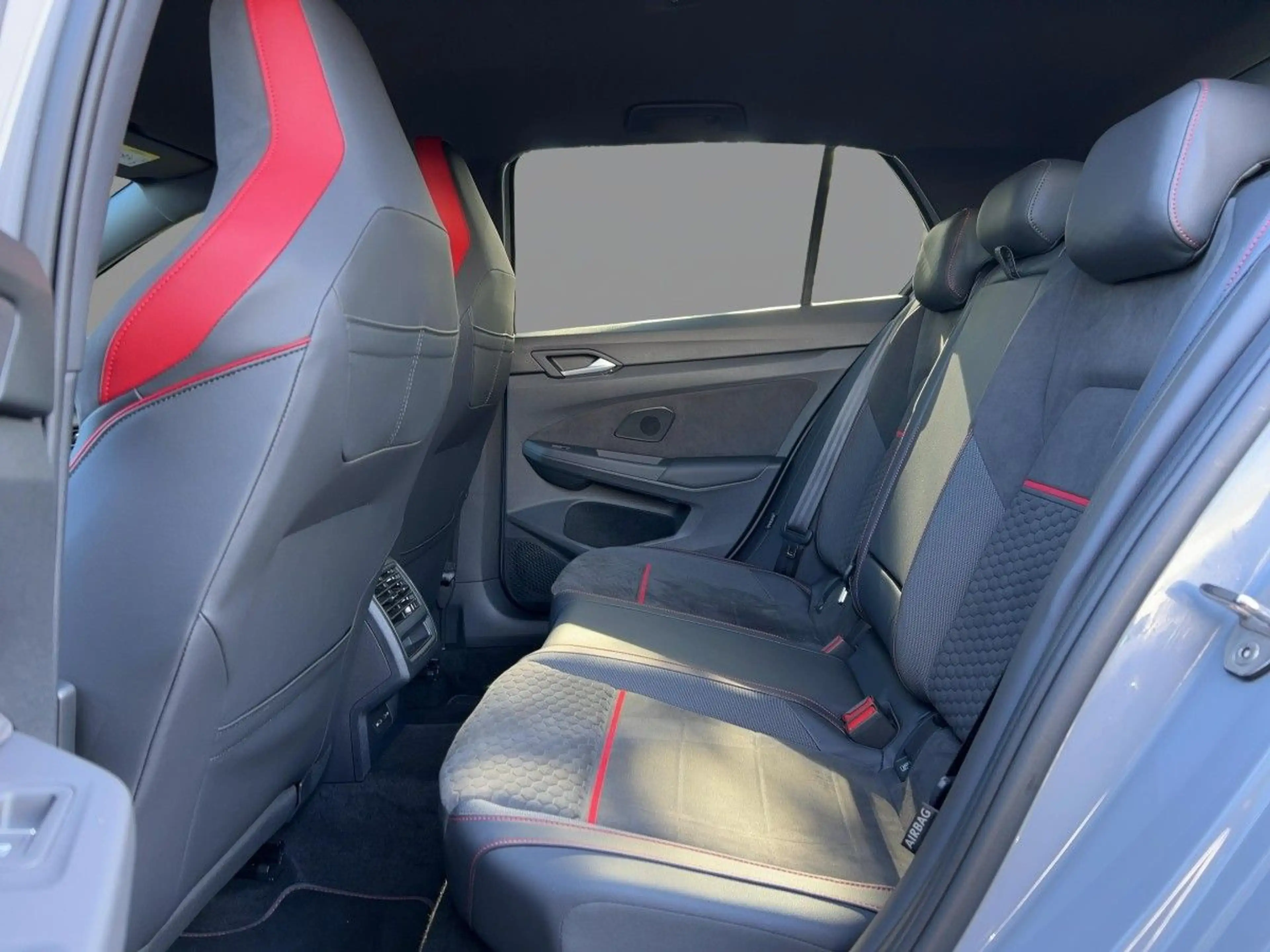 Volkswagen Golf GTI Golf VIII 2.0 TSI GTI DSG Clubsport Head up Disp — photo 10