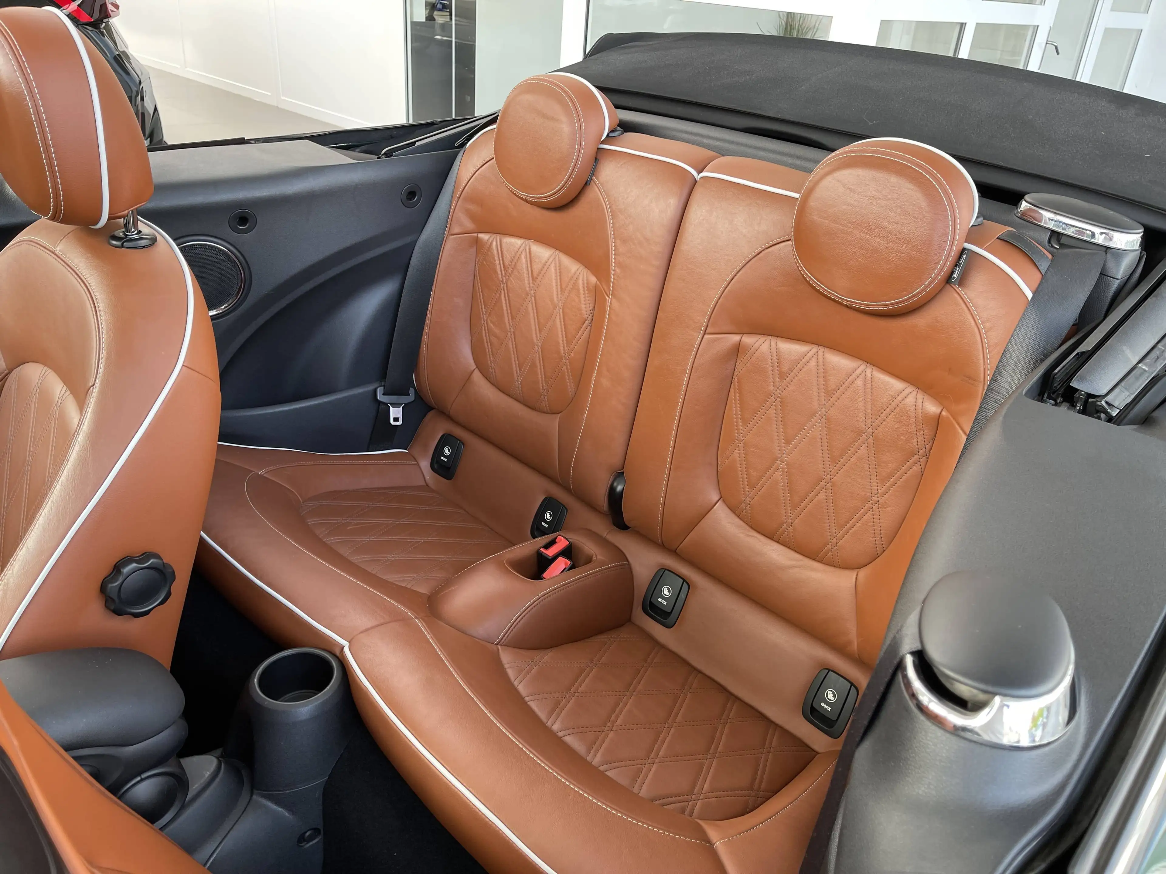 MINI Cooper Cabrio 1.5iA *** GARANTIE + LED + CUIR + GPS *** — photo 12