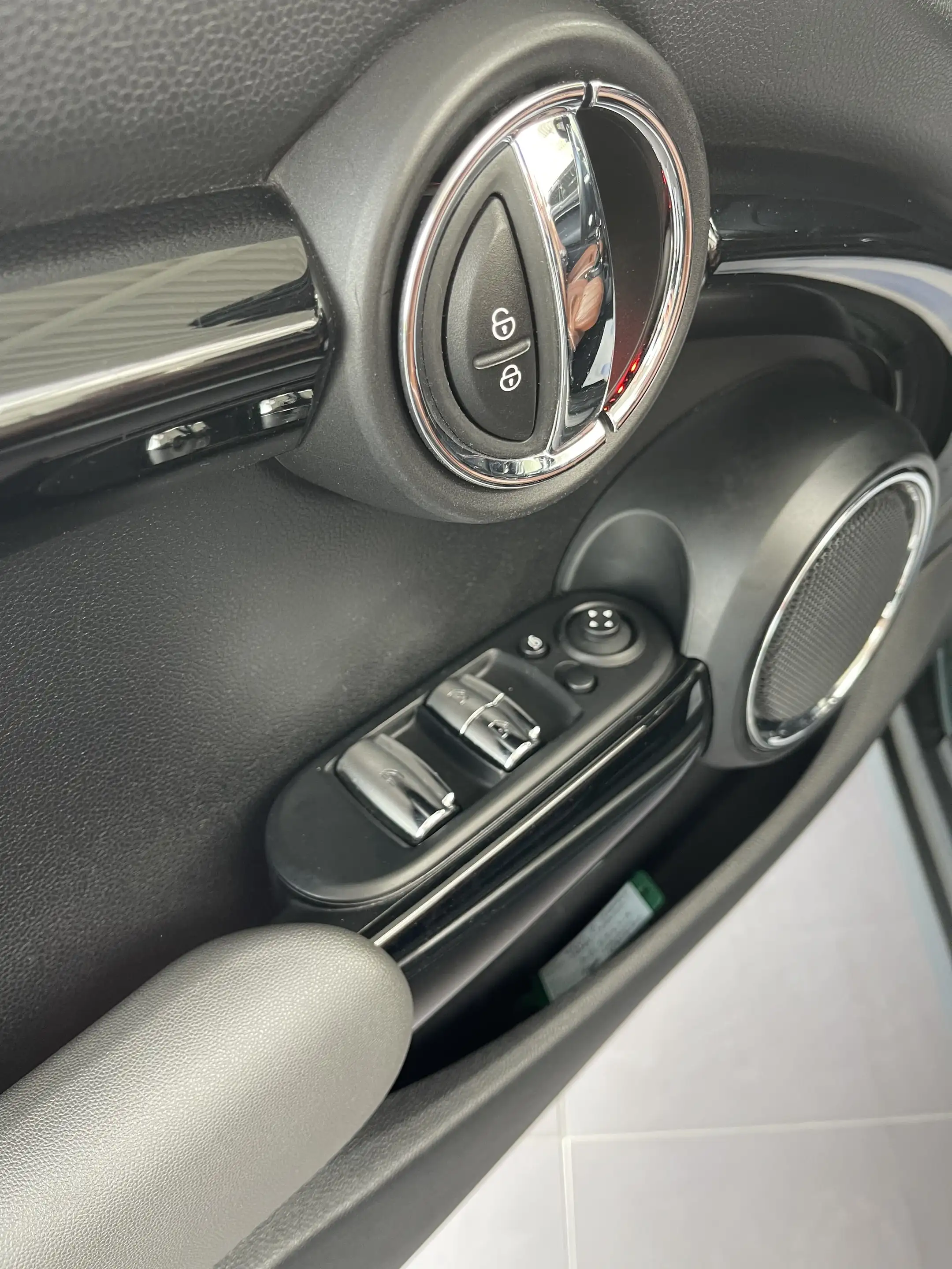 MINI Cooper Cabrio 1.5iA *** GARANTIE + LED + CUIR + GPS *** — photo 15