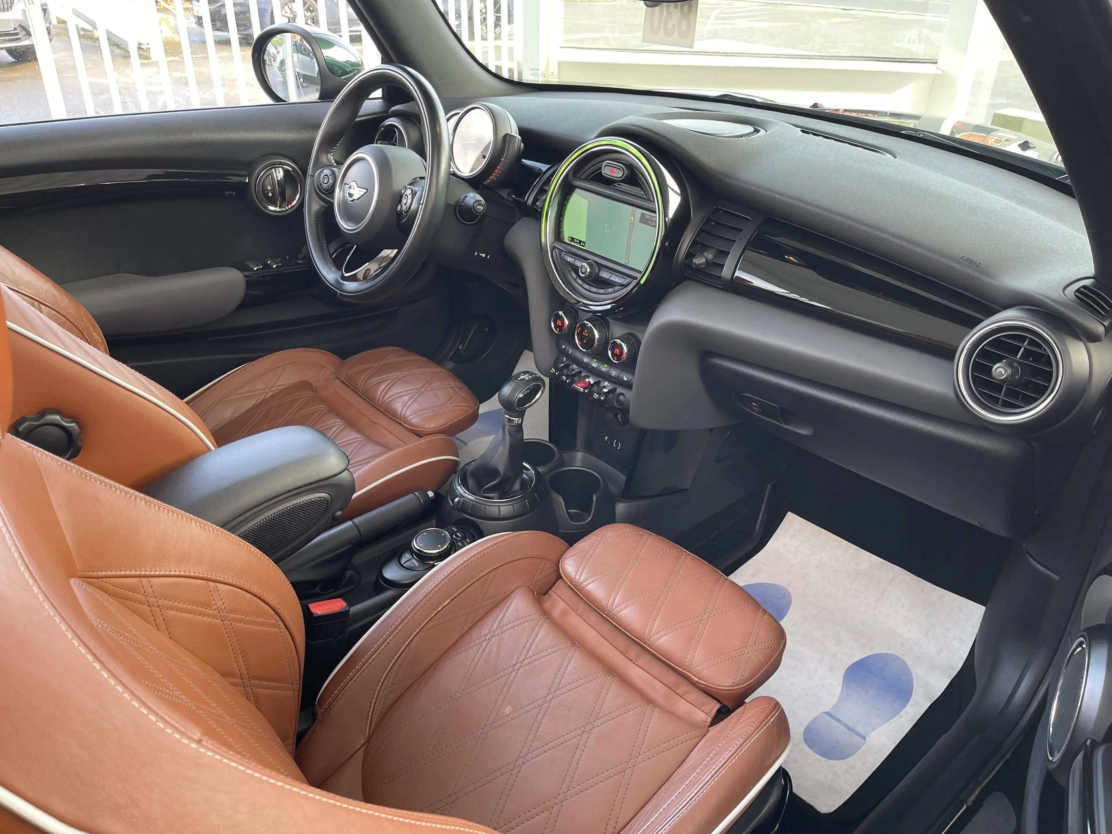 MINI Cooper Cabrio 1.5iA *** GARANTIE + LED + CUIR + GPS *** — photo 9