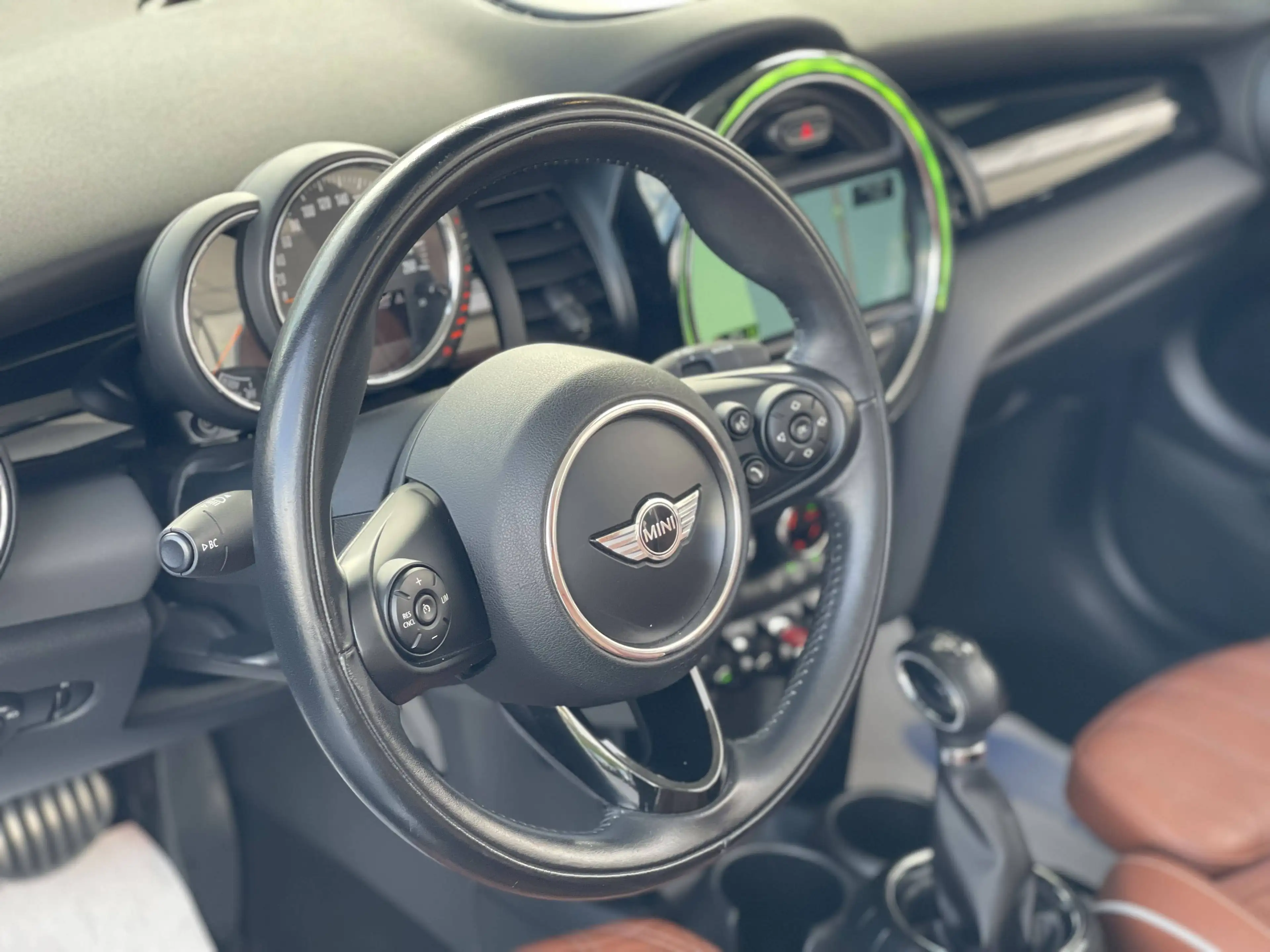 MINI Cooper Cabrio 1.5iA *** GARANTIE + LED + CUIR + GPS *** — photo 14