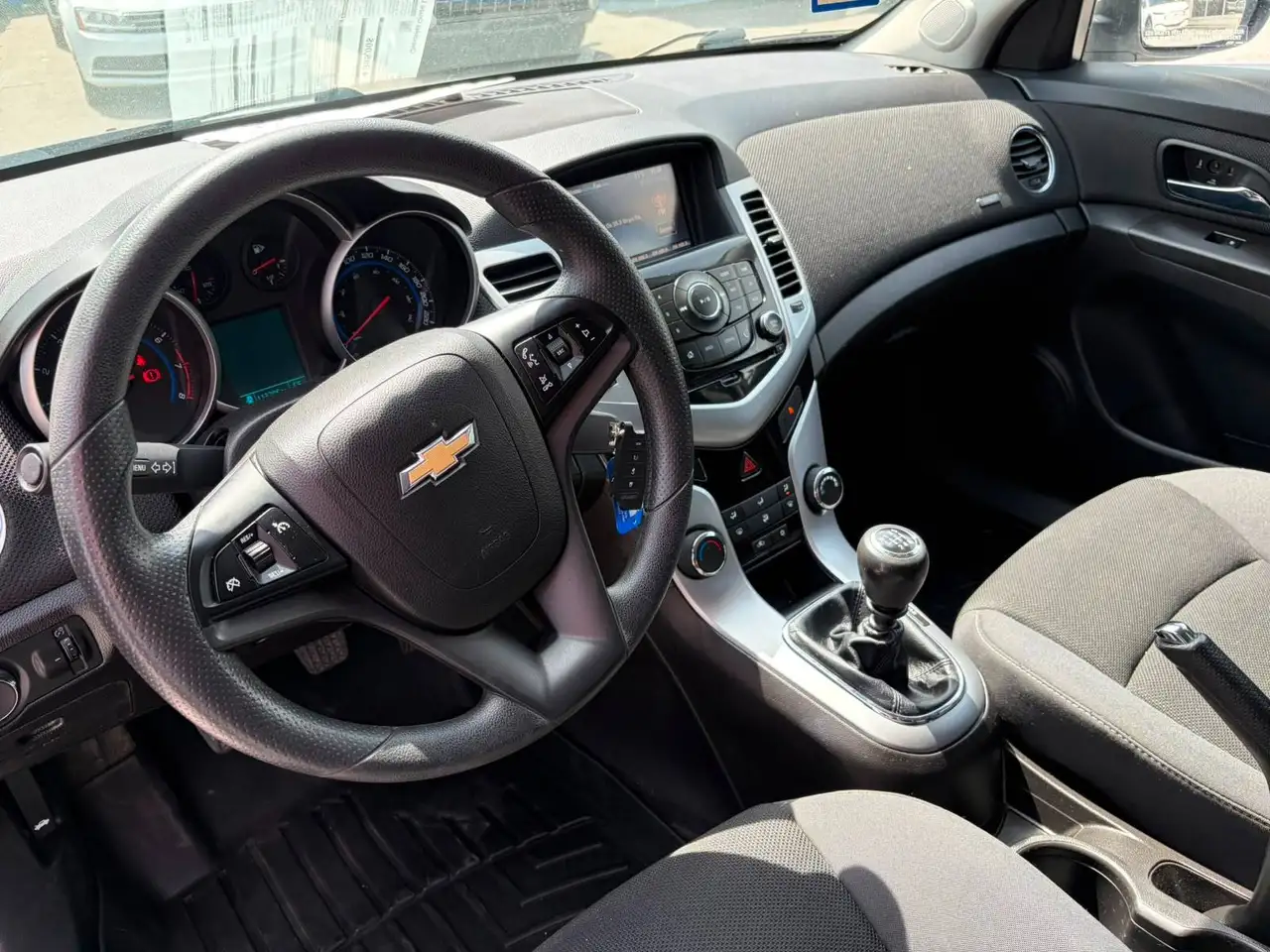 Chevrolet Cruze снимка Chevrolet Cruze