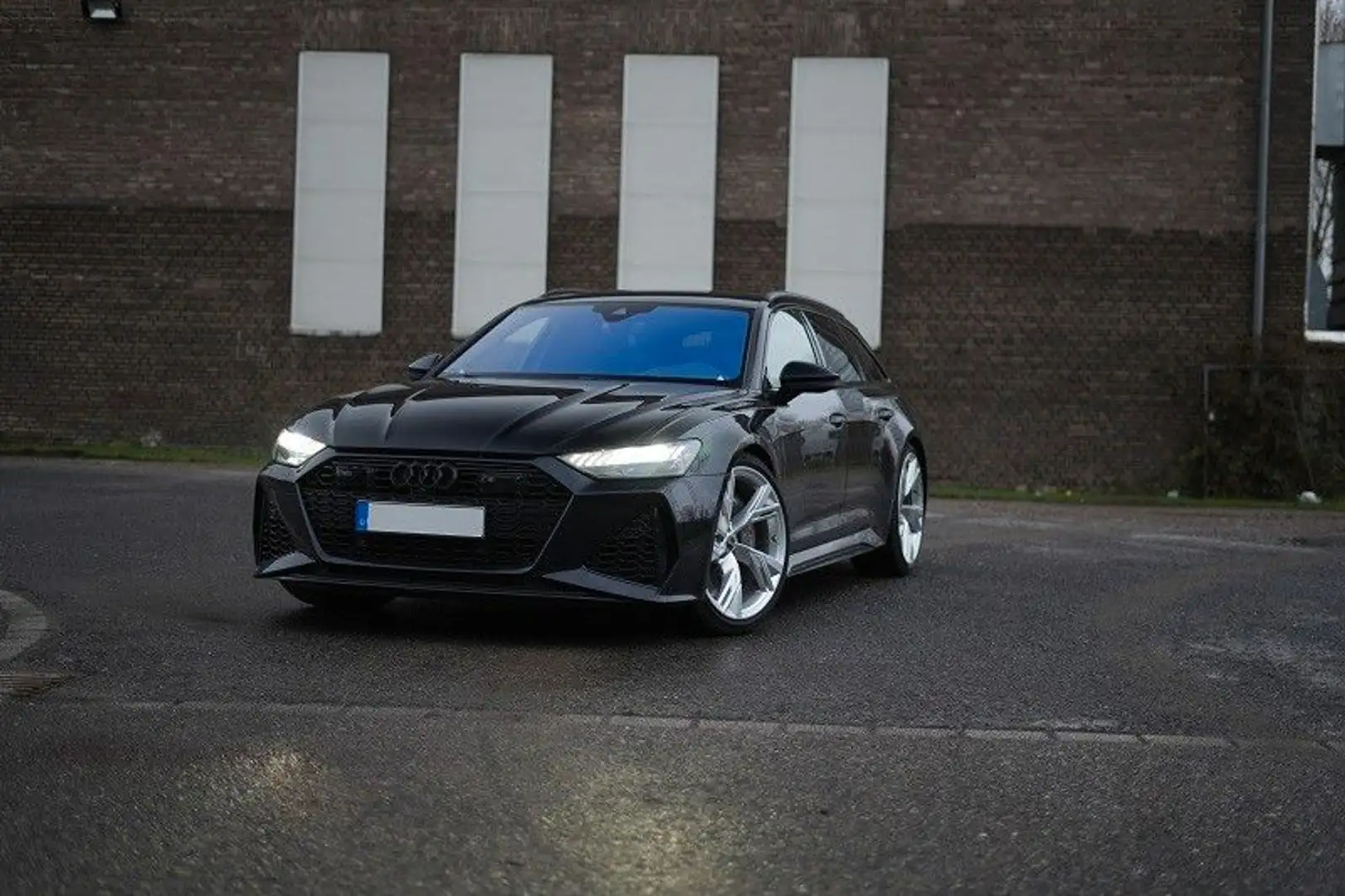 Audi RS6 Avant 4.0 TFSI RS Plus quattro - Carbon Zwart - 1