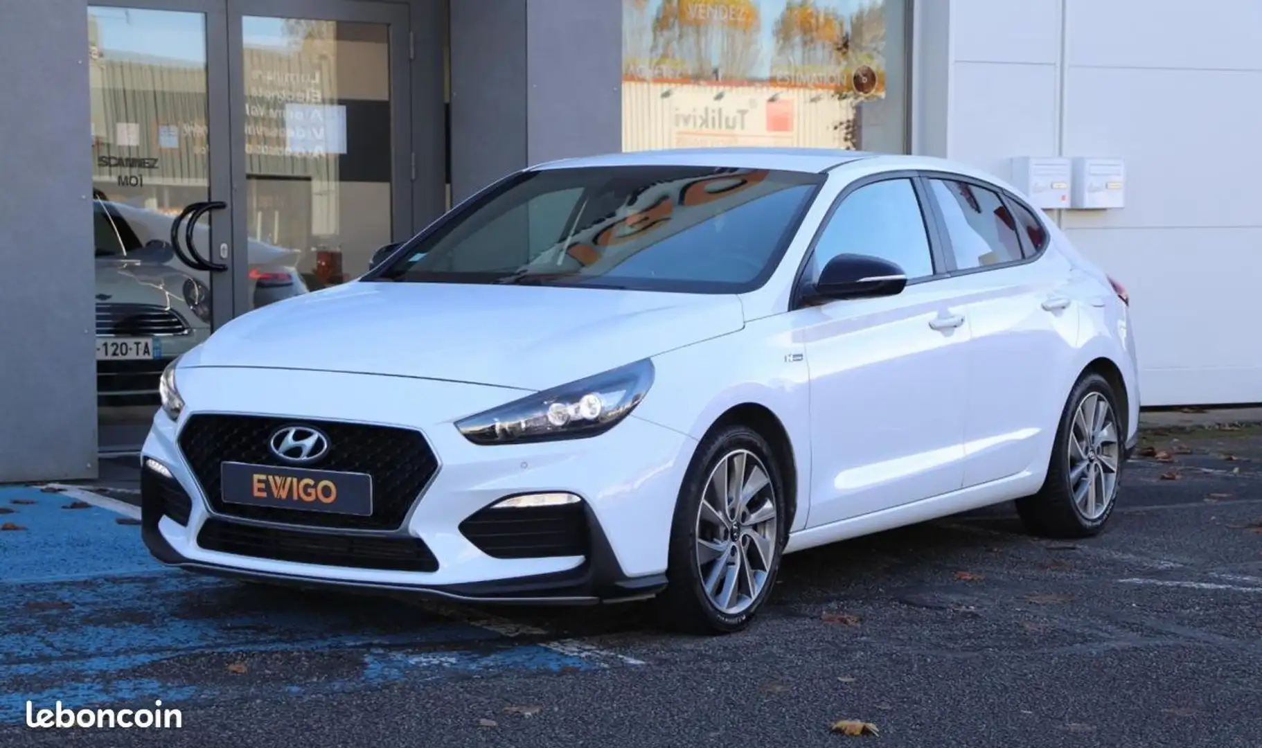 Hyundai i30 Fastback 1.0 T-GDi 120 ch N Line Edition Wit - 1