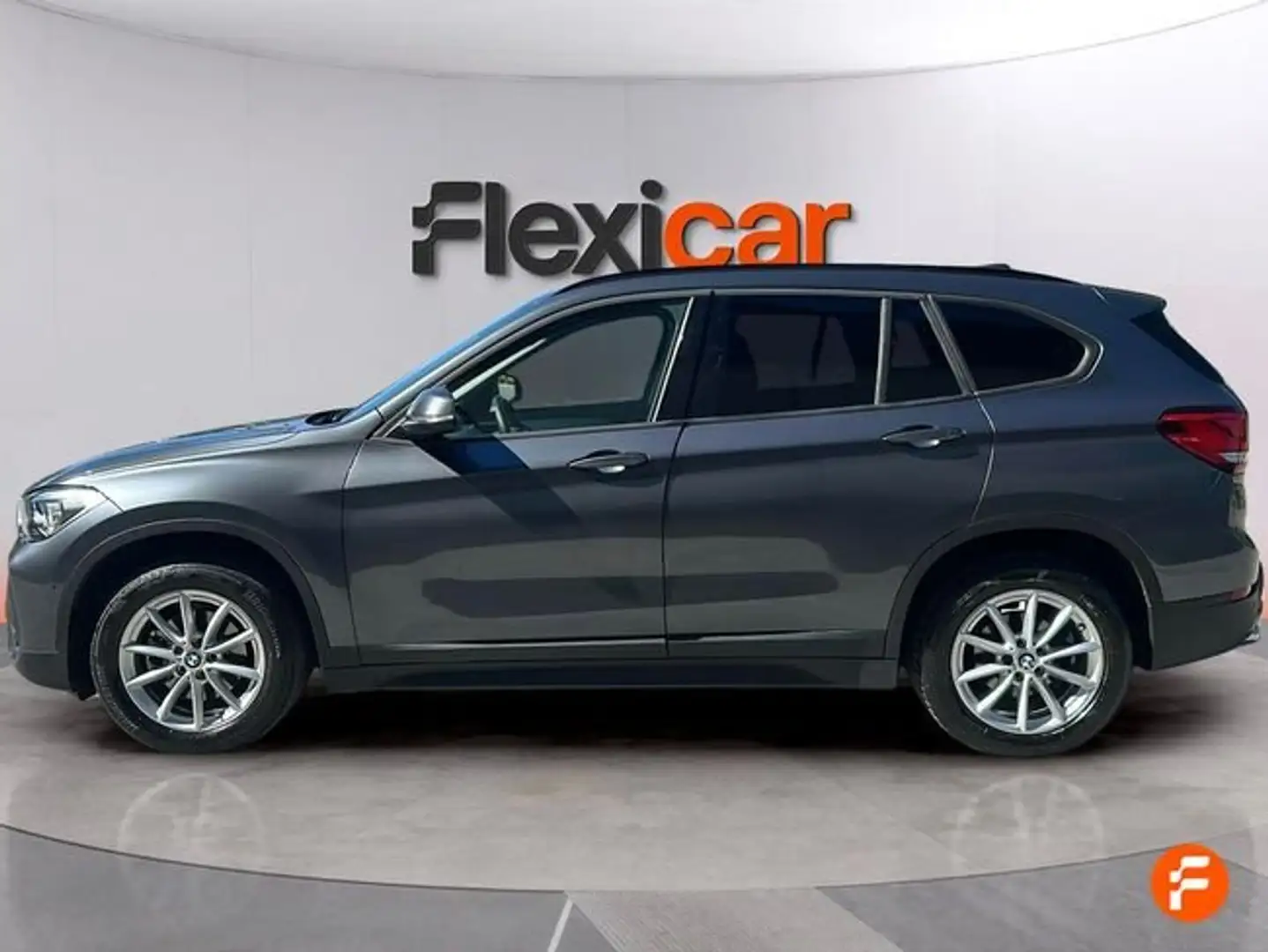 BMW X1 sDrive 18dA Gris - 2