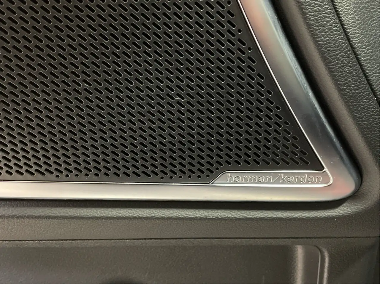 Kia Telluride снимка Kia Telluride