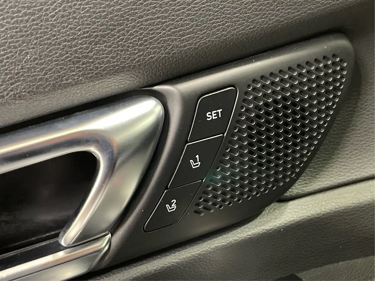 Kia Telluride снимка Kia Telluride