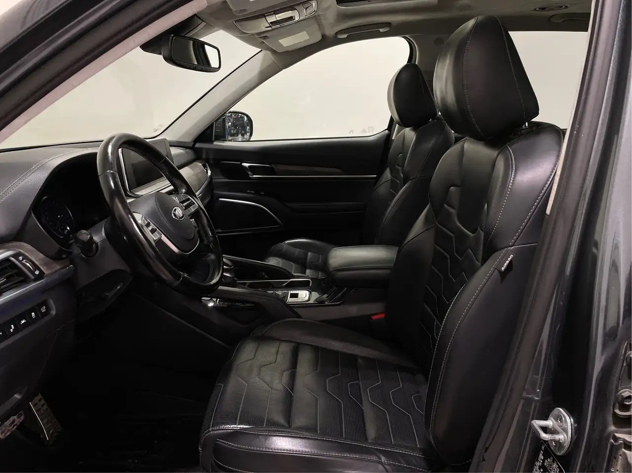 Kia Telluride снимка Kia Telluride