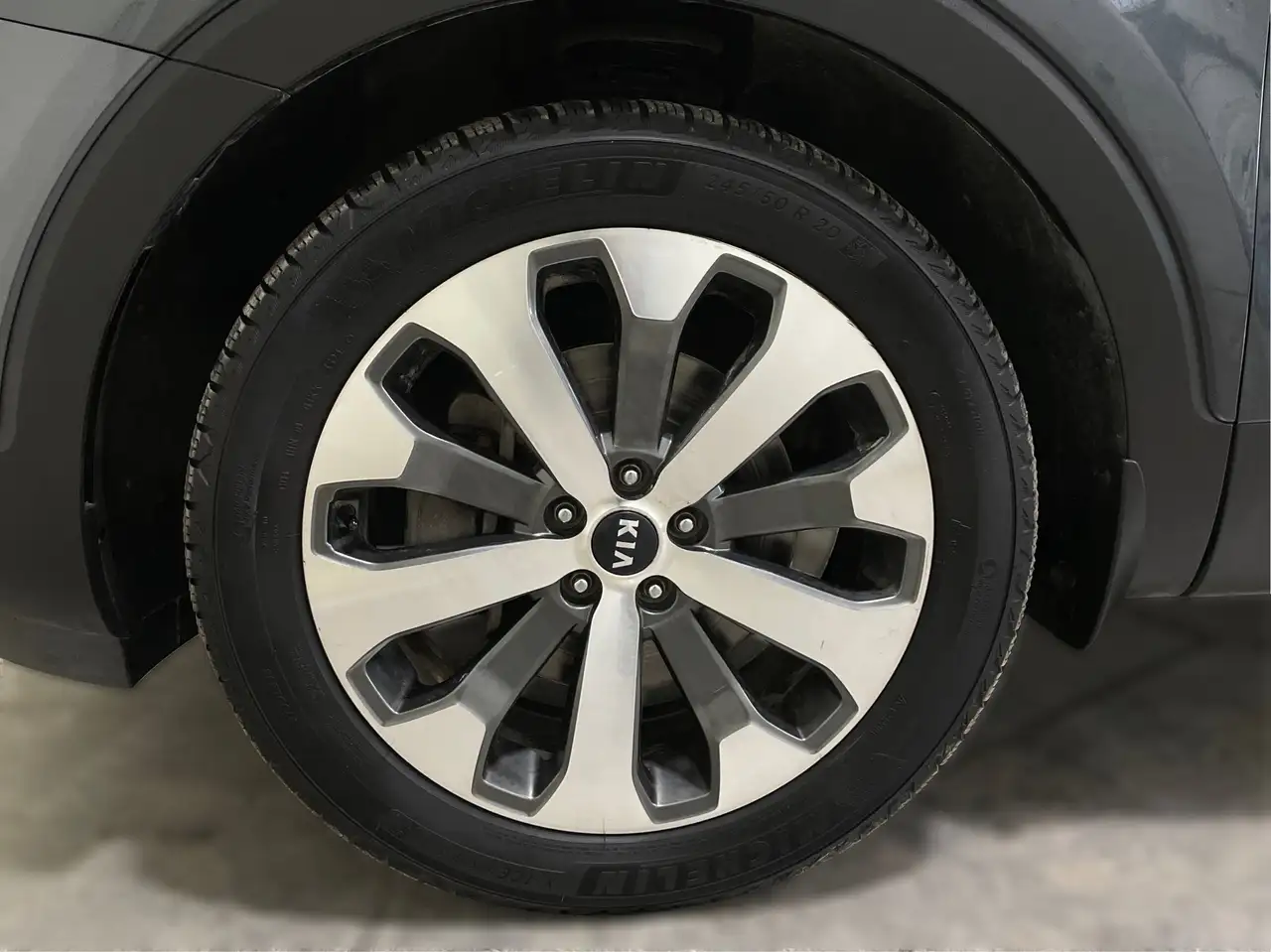 Kia Telluride снимка Kia Telluride