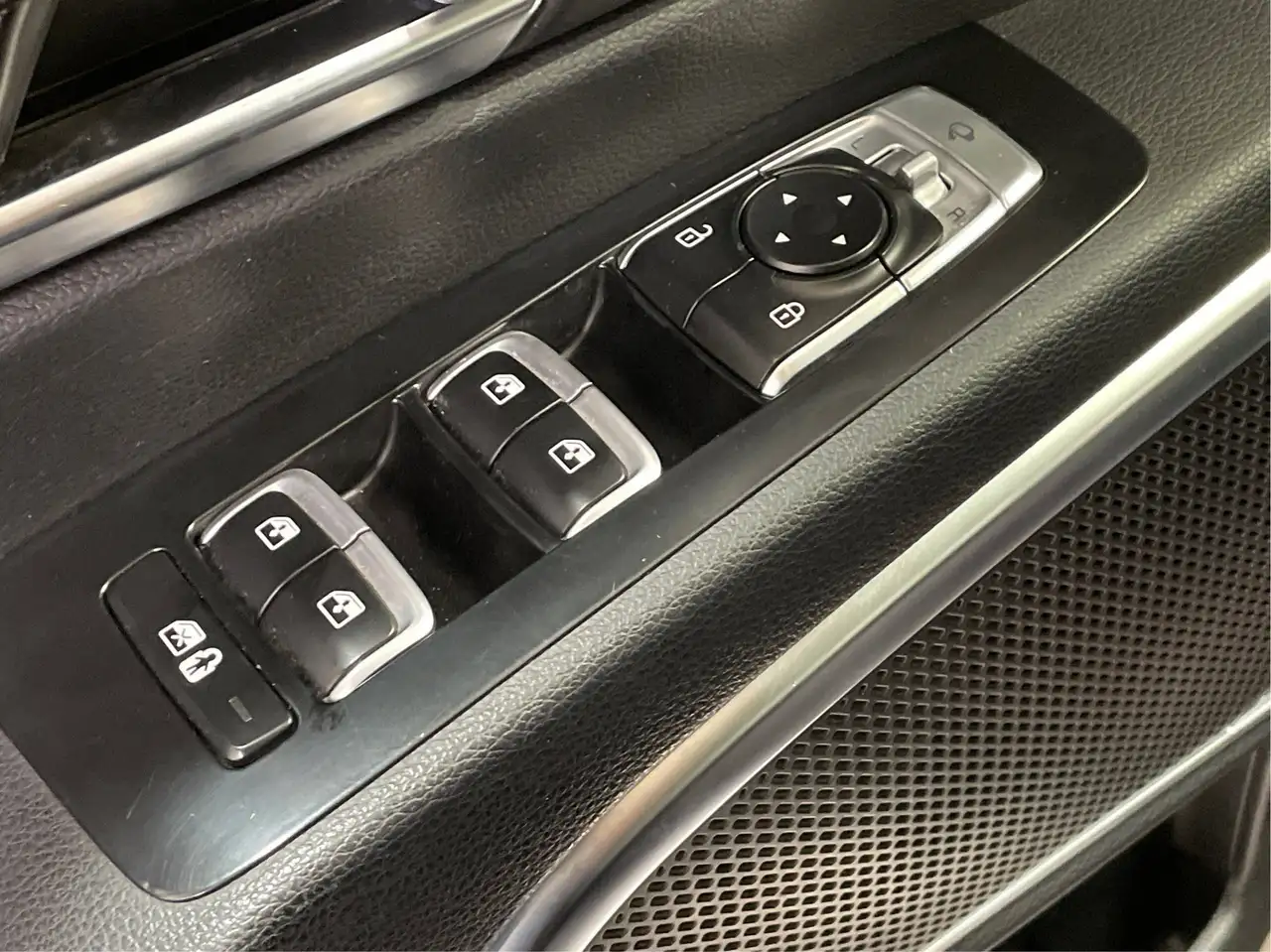 Kia Telluride снимка Kia Telluride