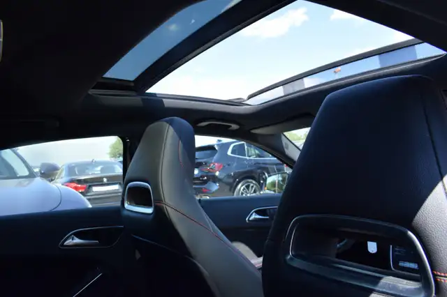 Mercedes-Benz A view 11