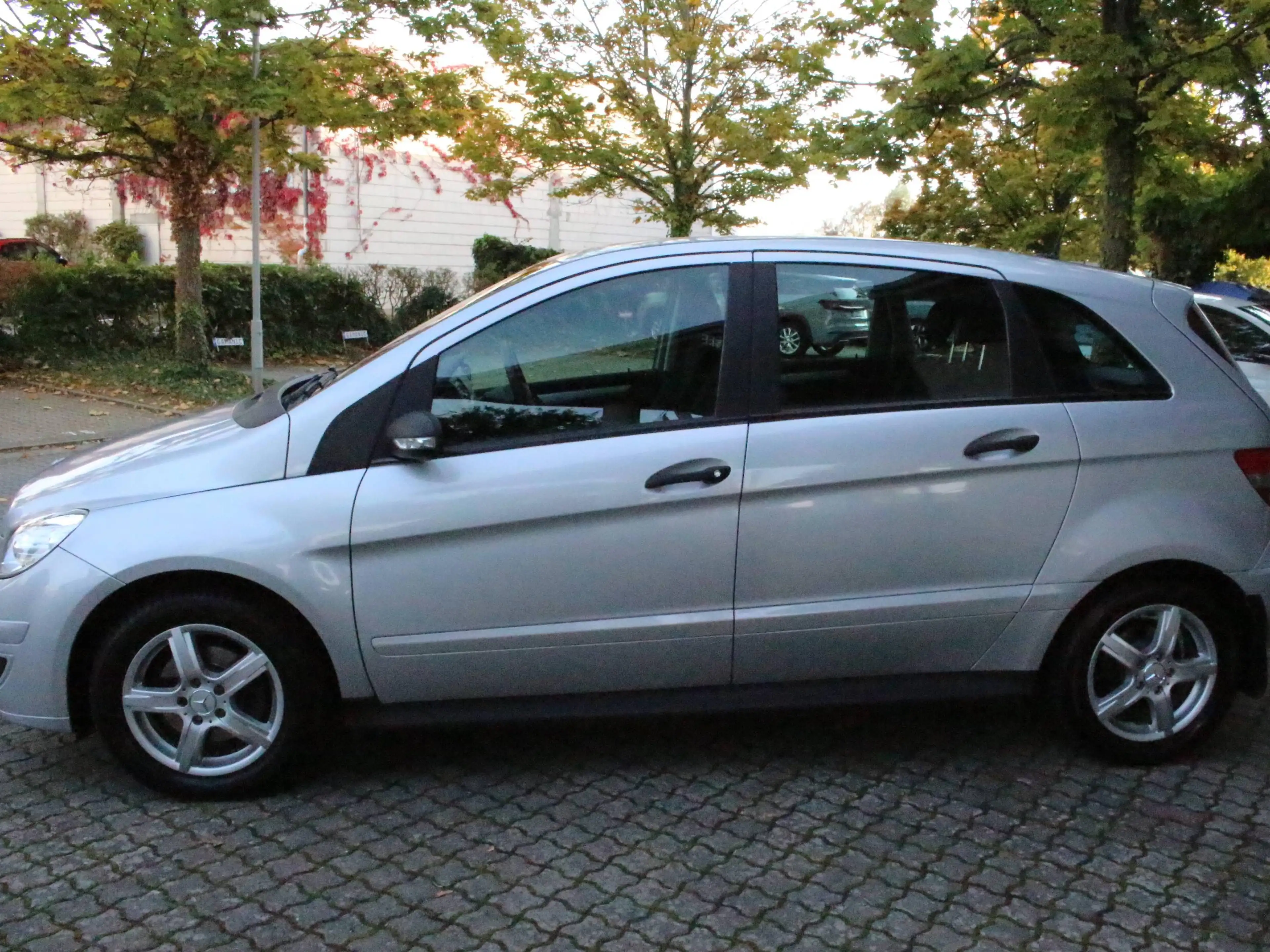Mercedes-Benz B 200 B 200 (245.233) — photo 8