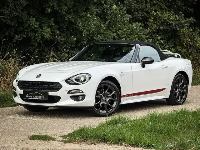 Fiat 124 Spider 1.4 MultiAir Turbo Lusso | Clima | Navi | Metalic