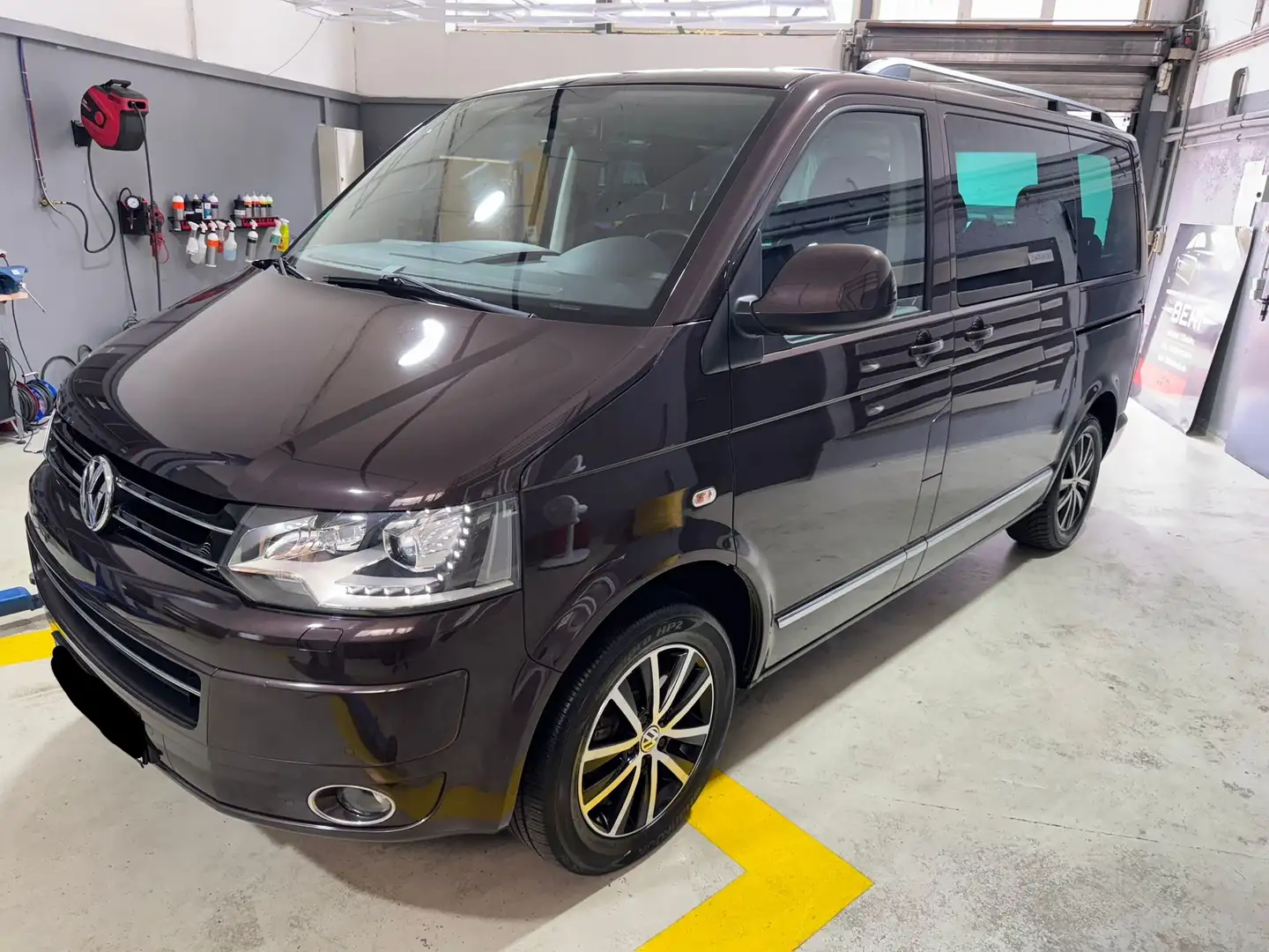Volkswagen T5 Multivan Multivan DSG 4MOTION Highline Braun - 1