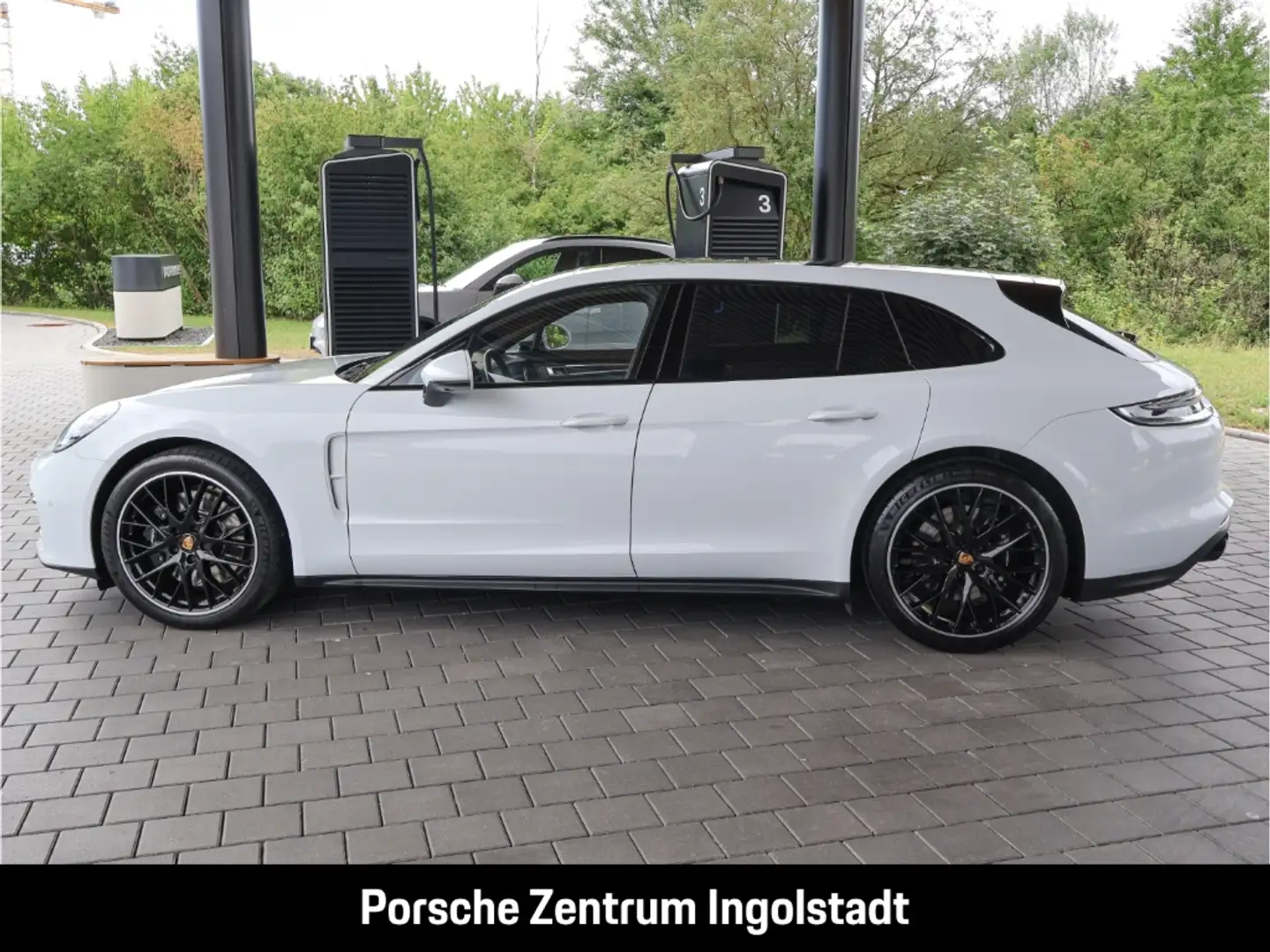 Porsche Panamera 4S Sport Turismo, Panorama, Surround View, Matrix- Weiß - 2