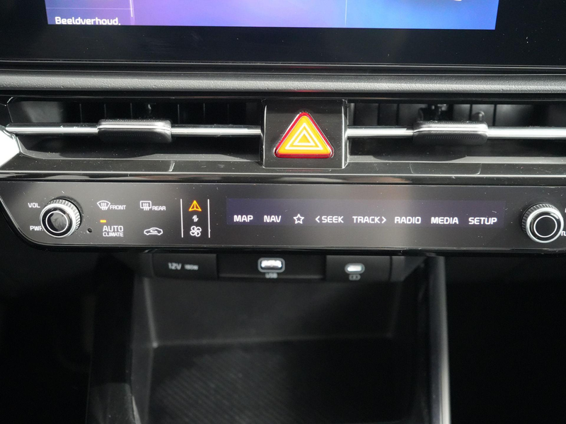 Kia e-Niro EV DynamicLine 64.8 kWh | SOH 97.5% | Winterpakket — photo 33