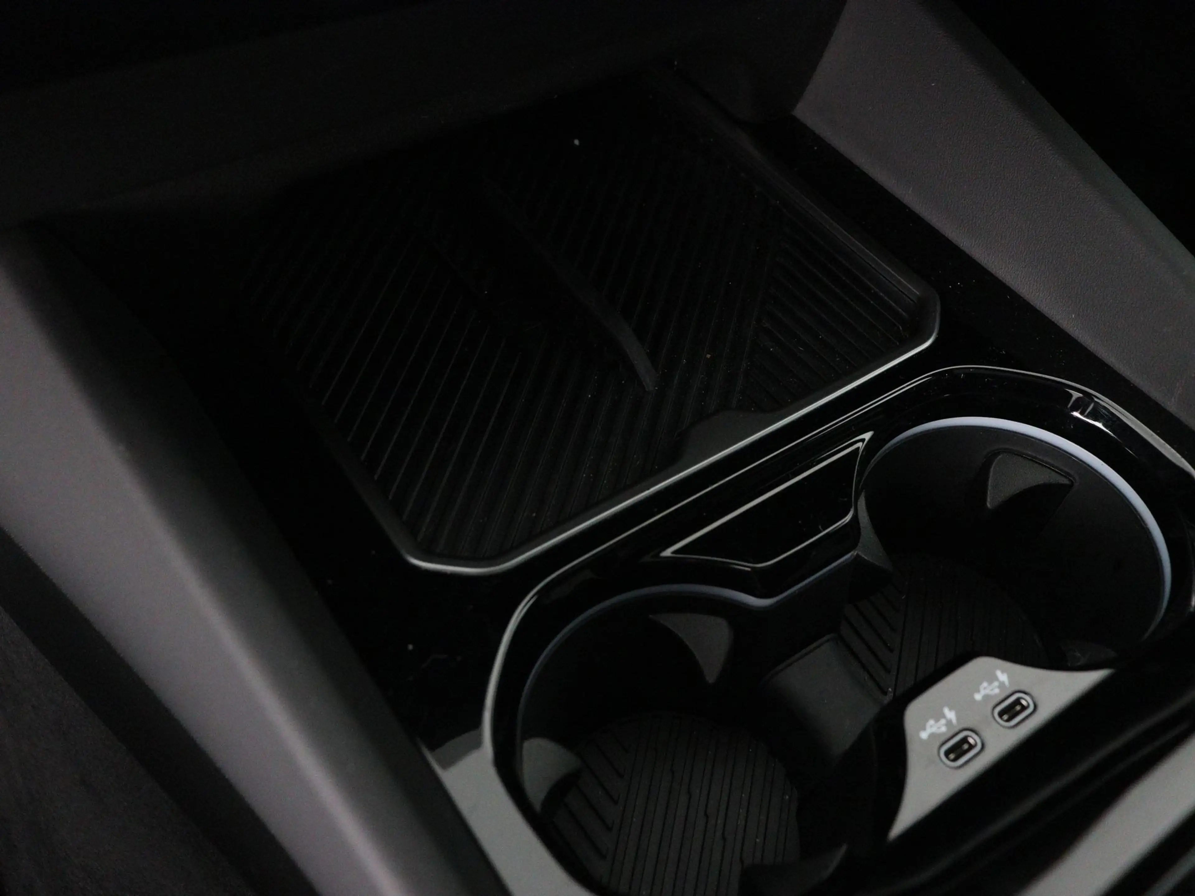 BMW 550 5 Serie Touring 550e xDrive — photo 11