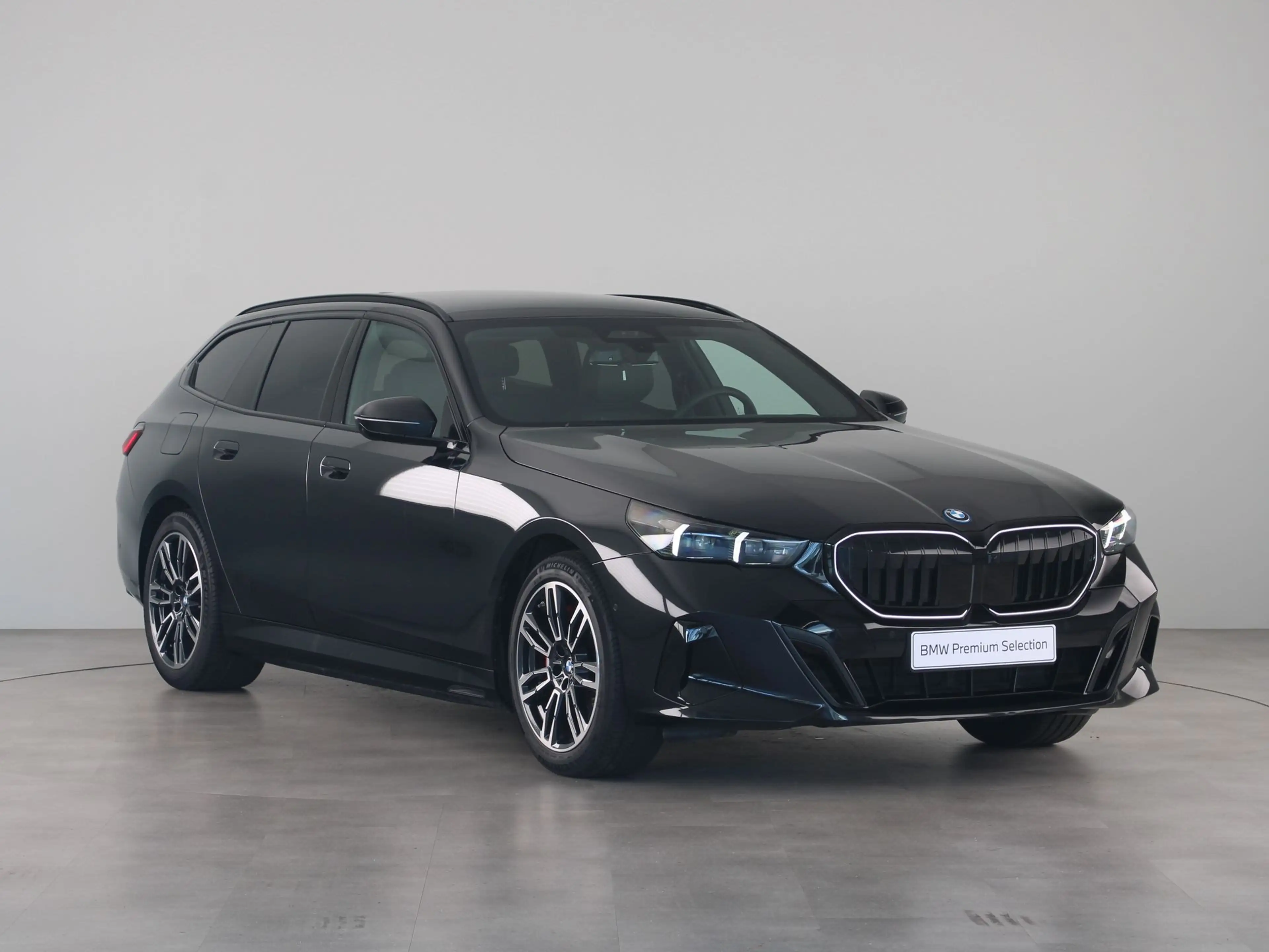 BMW 550 5 Serie Touring 550e xDrive — photo 3
