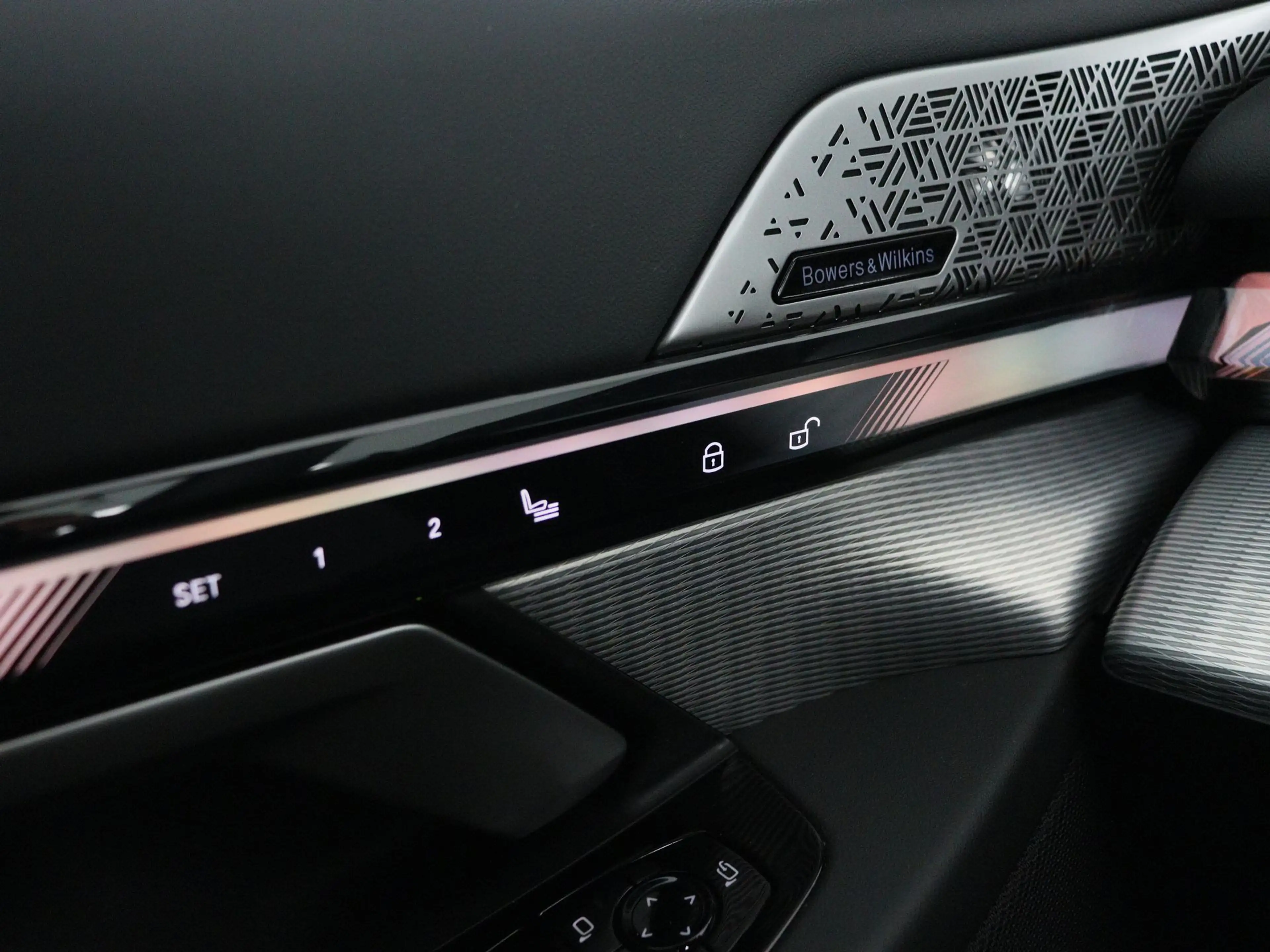 BMW 550 5 Serie Touring 550e xDrive — photo 14