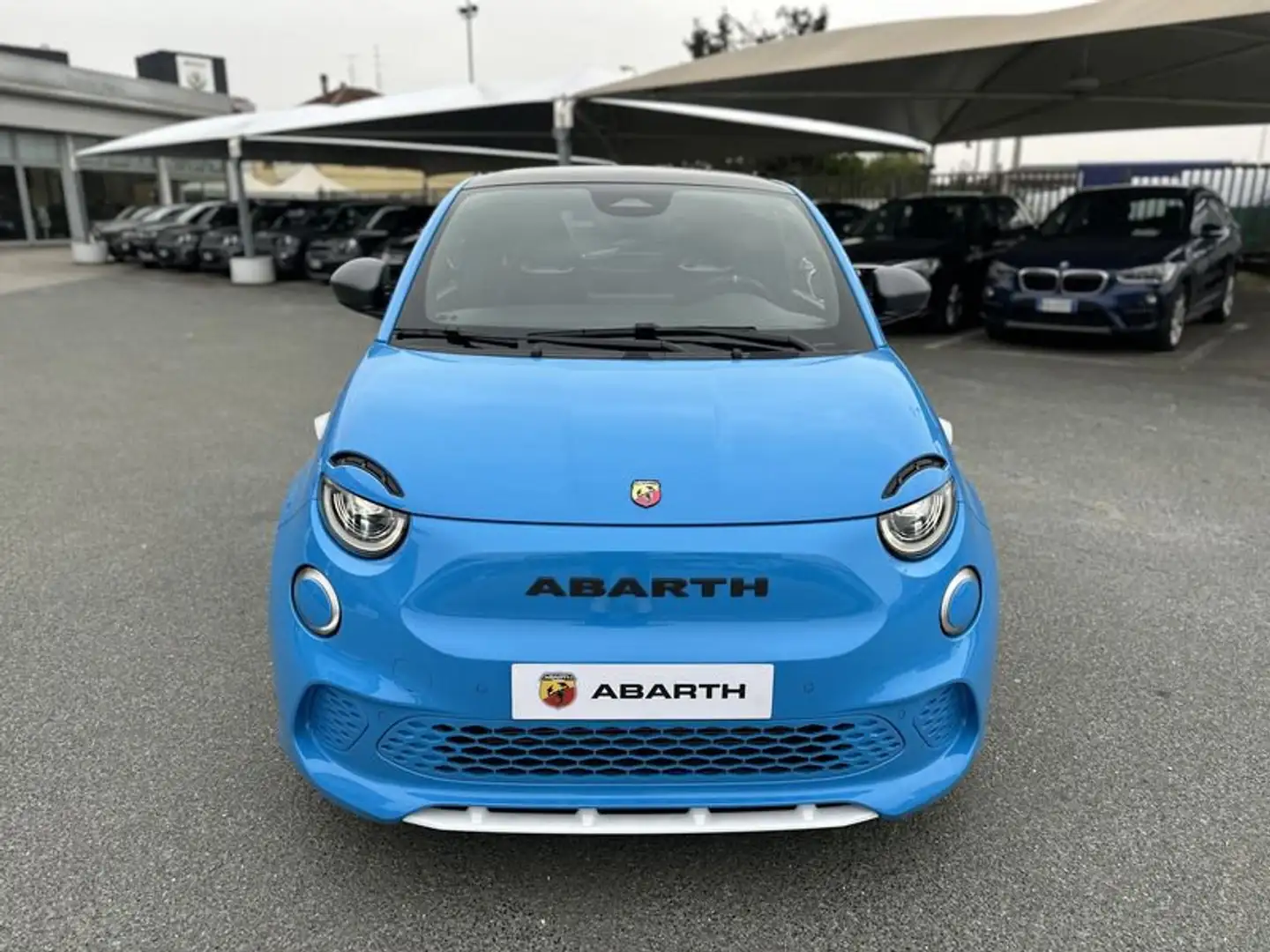Abarth 500e Scorpionissima Azul - 2