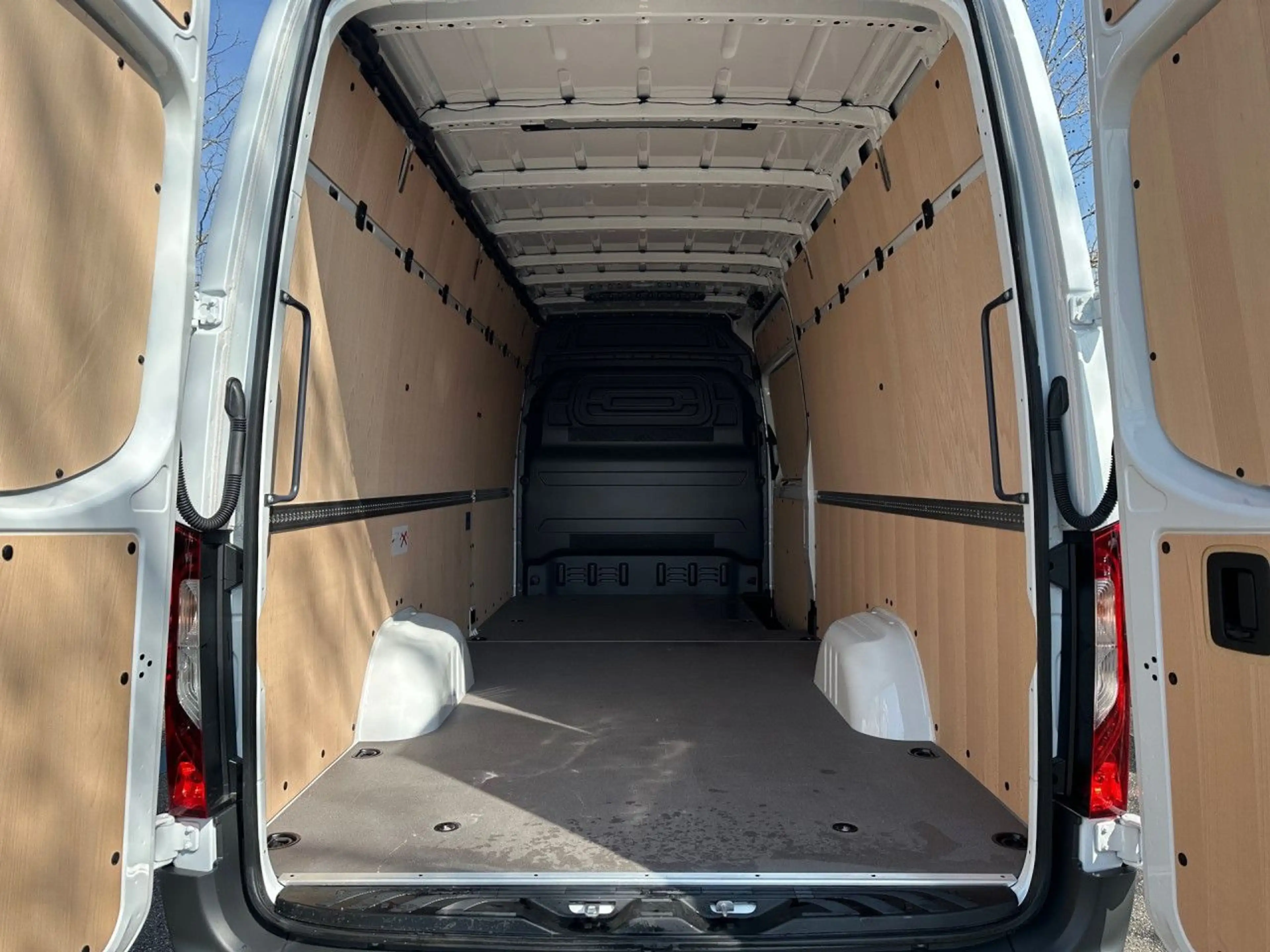 Mercedes-Benz Sprinter 317 CDI Kasten Hochdach Lang — photo 13