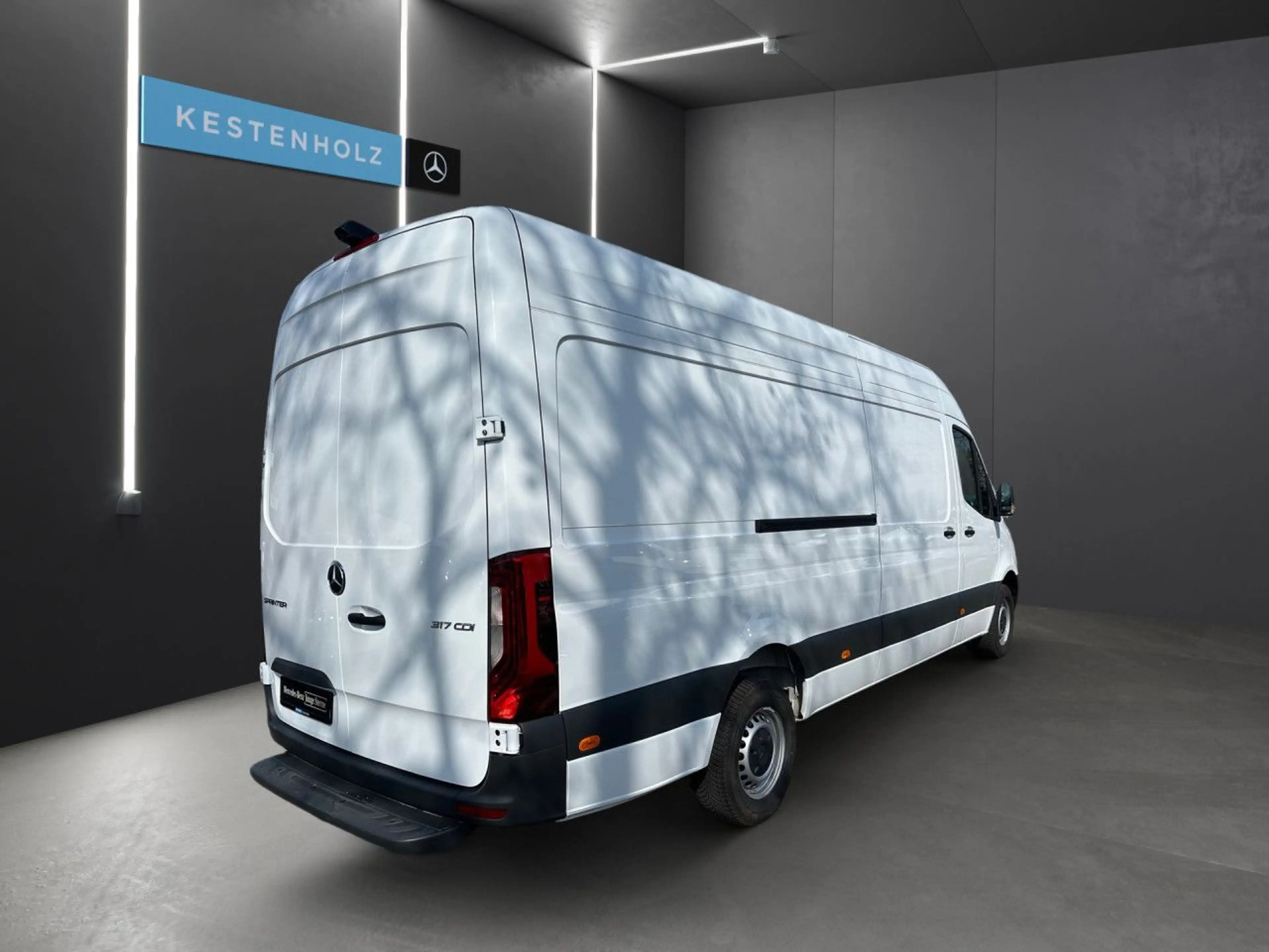Mercedes-Benz Sprinter 317 CDI Kasten Hochdach Lang — photo 4