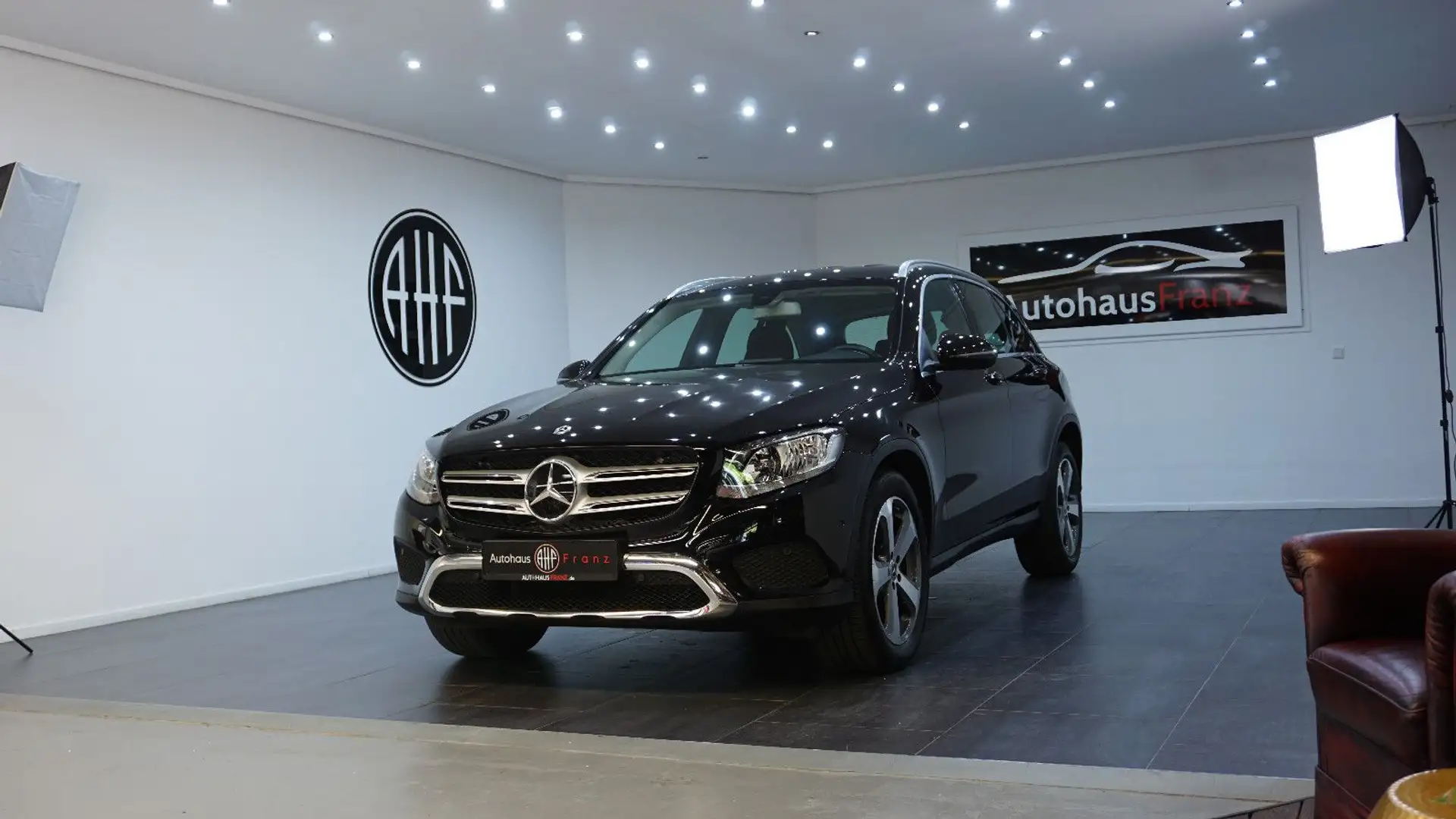 Mercedes-Benz GLC 220 d 4Matic*KAM*SHZ*Abstands Tempomat* Schwarz - 1