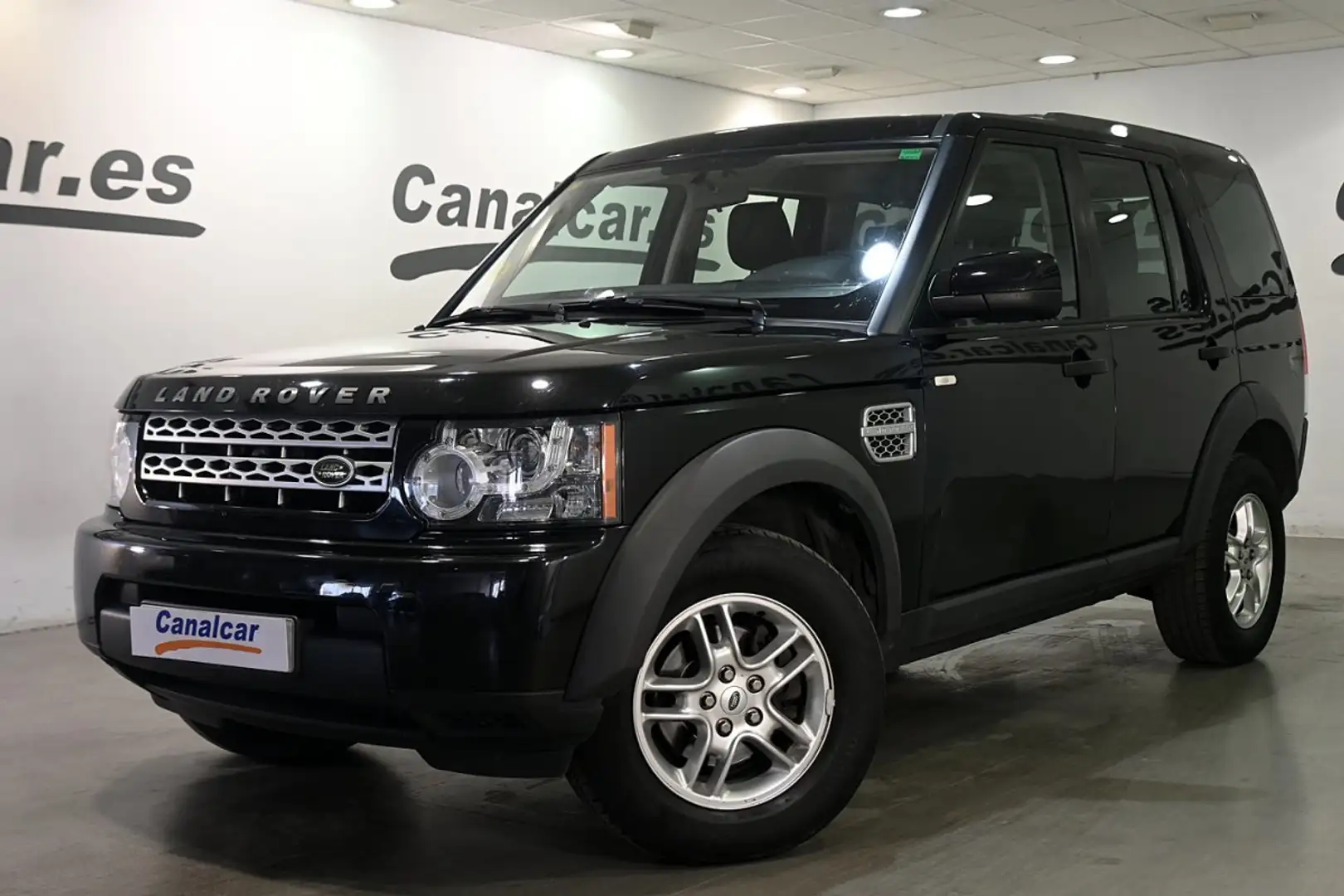 Land Rover Discovery 2.7TDV6 S crna - 1