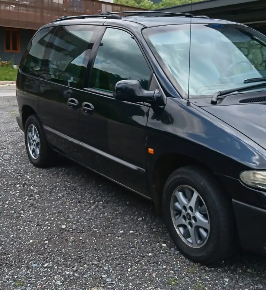 Chrysler Grand Voyager 2.5 td LE Premium Pack, foto 3