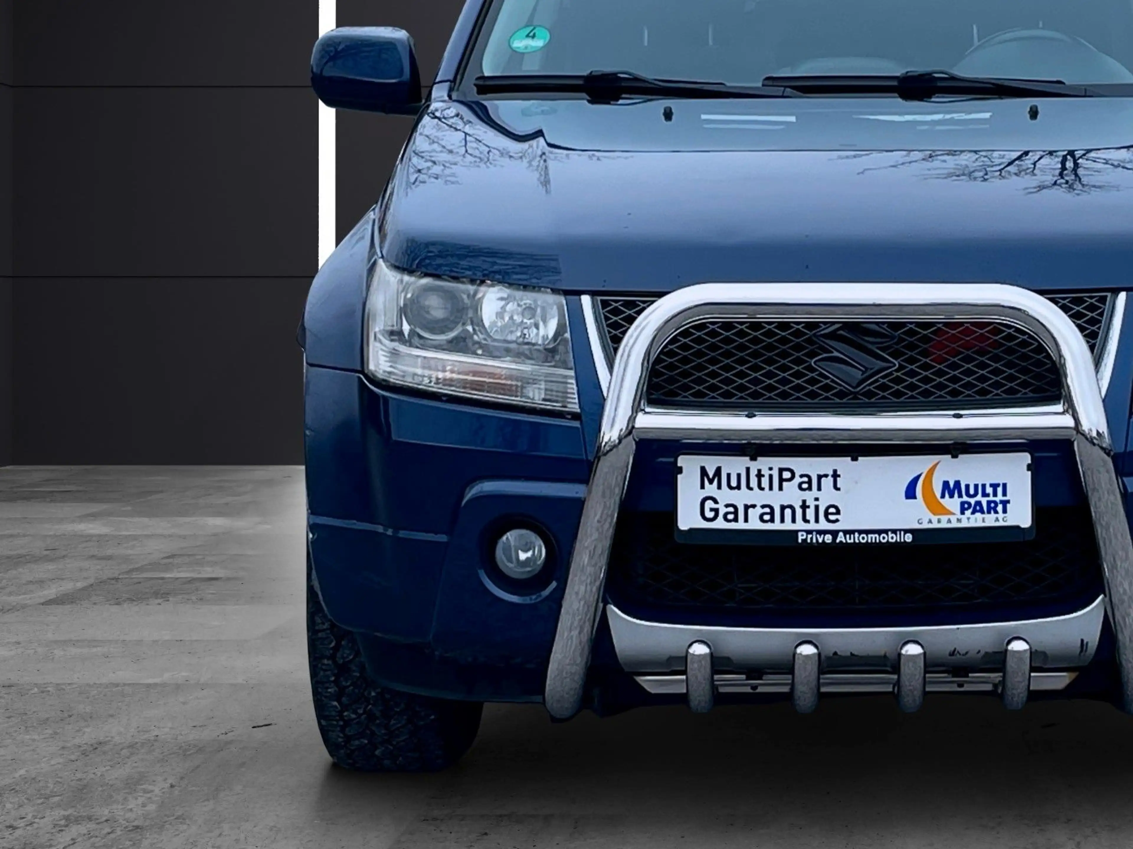 Suzuki Grand Vitara 2.0 Comfort+ AHK~Xenon~MFL~SHZ — photo 2