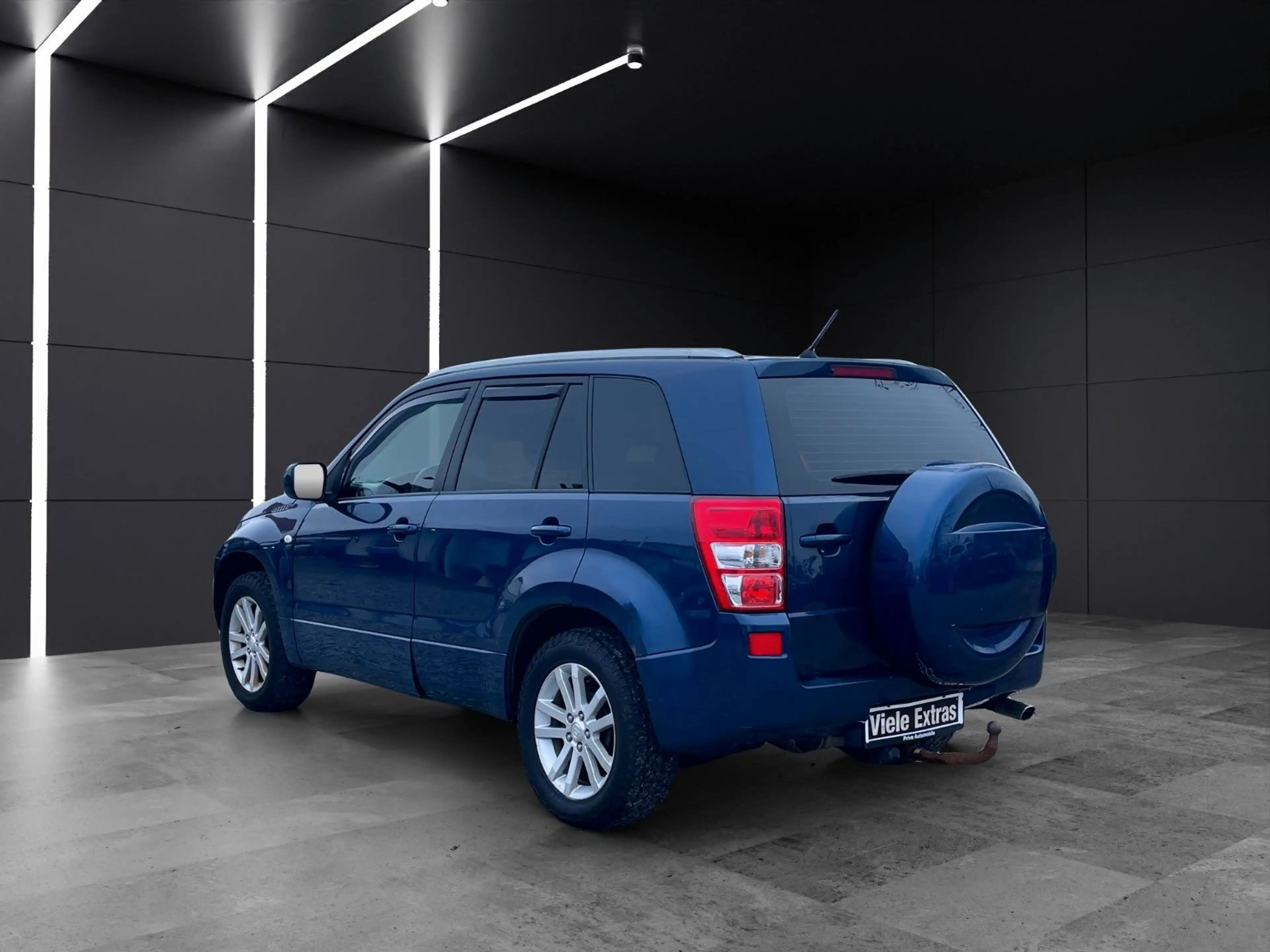 Suzuki Grand Vitara 2.0 Comfort+ AHK~Xenon~MFL~SHZ — photo 7