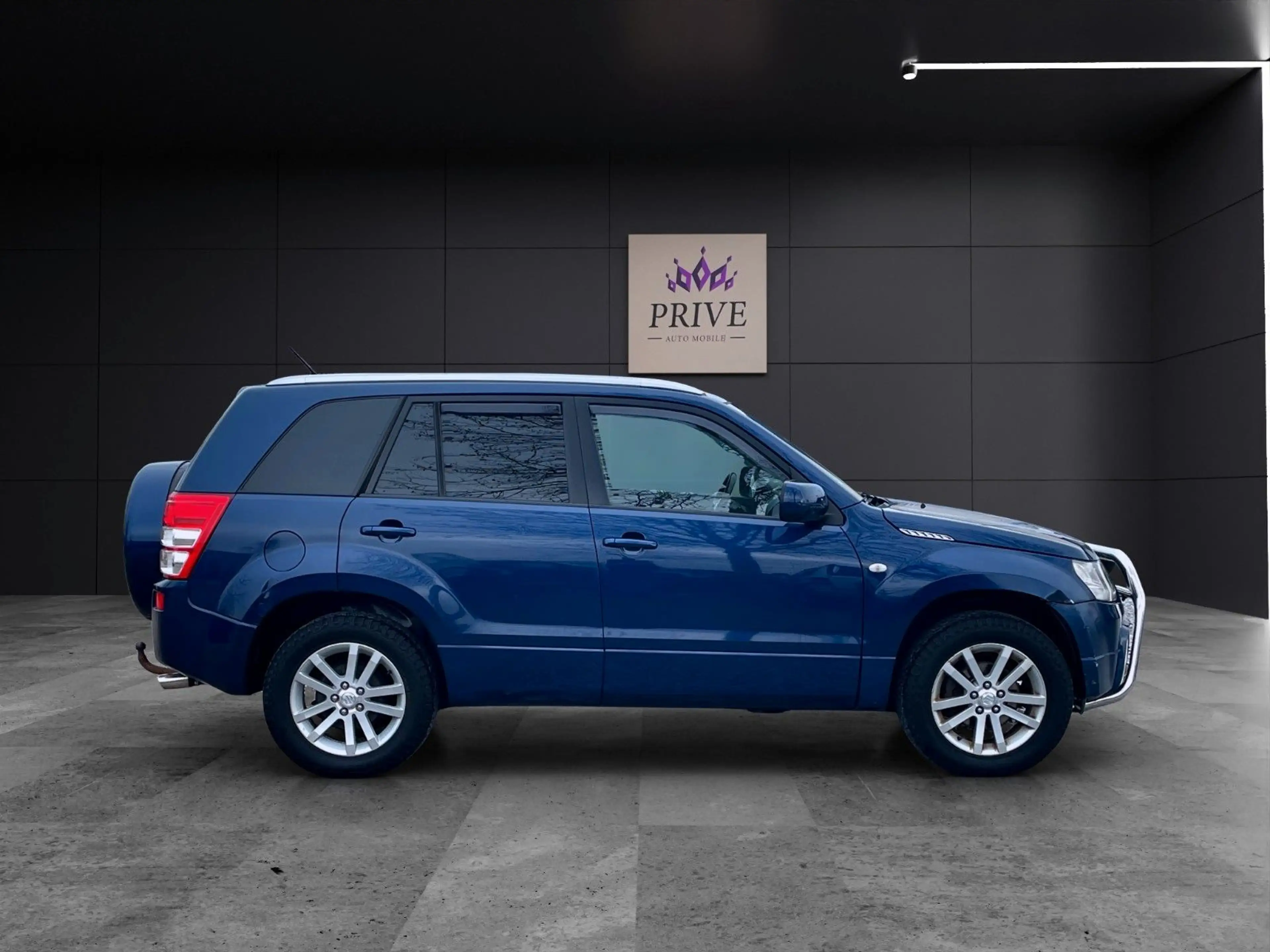 Suzuki Grand Vitara 2.0 Comfort+ AHK~Xenon~MFL~SHZ — photo 11