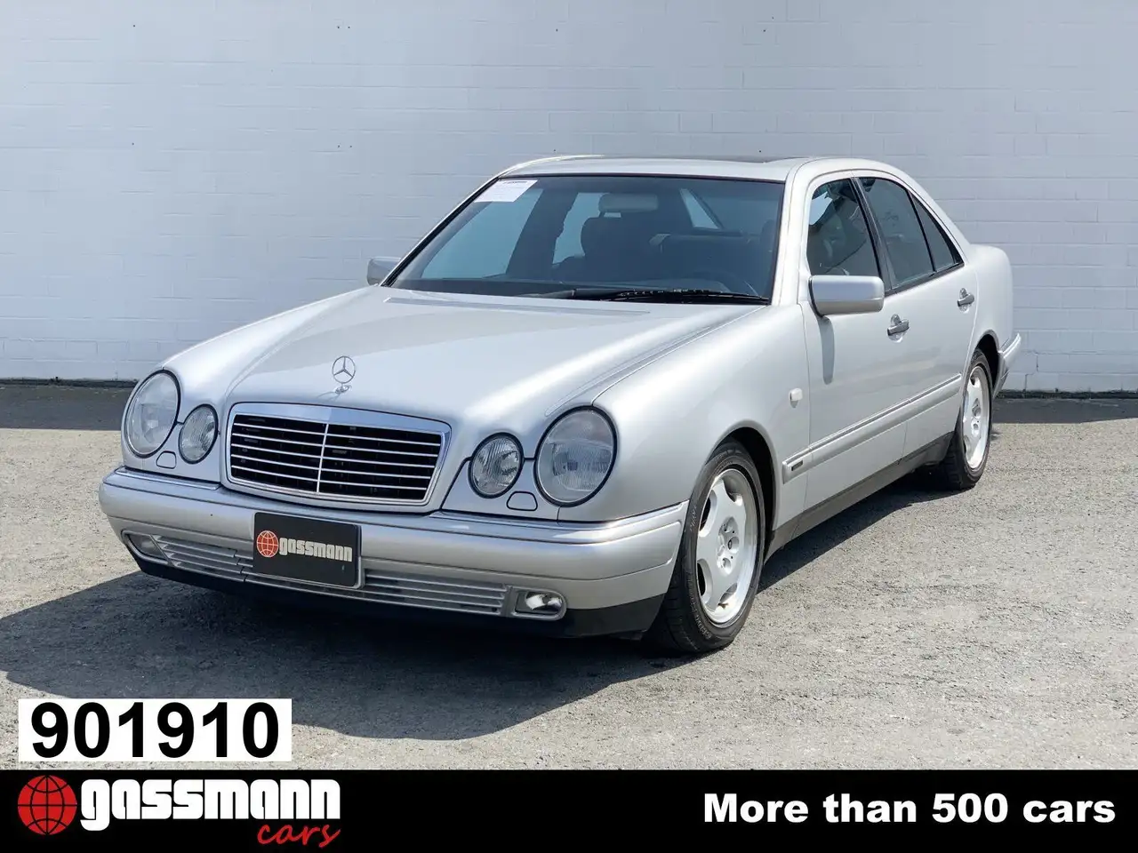 Mercedes-Benz E 320