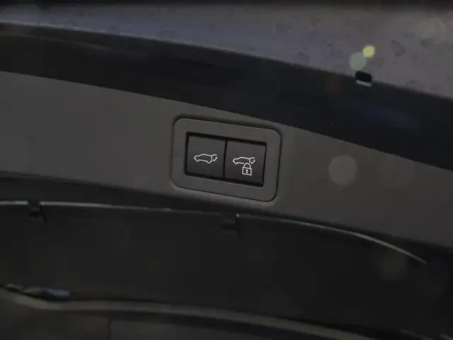 Toyota Corolla view 5