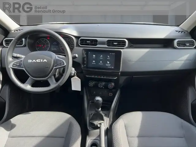 Dacia Duster view 10