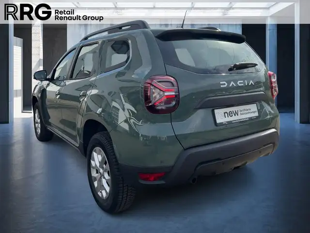 Dacia Duster view 4
