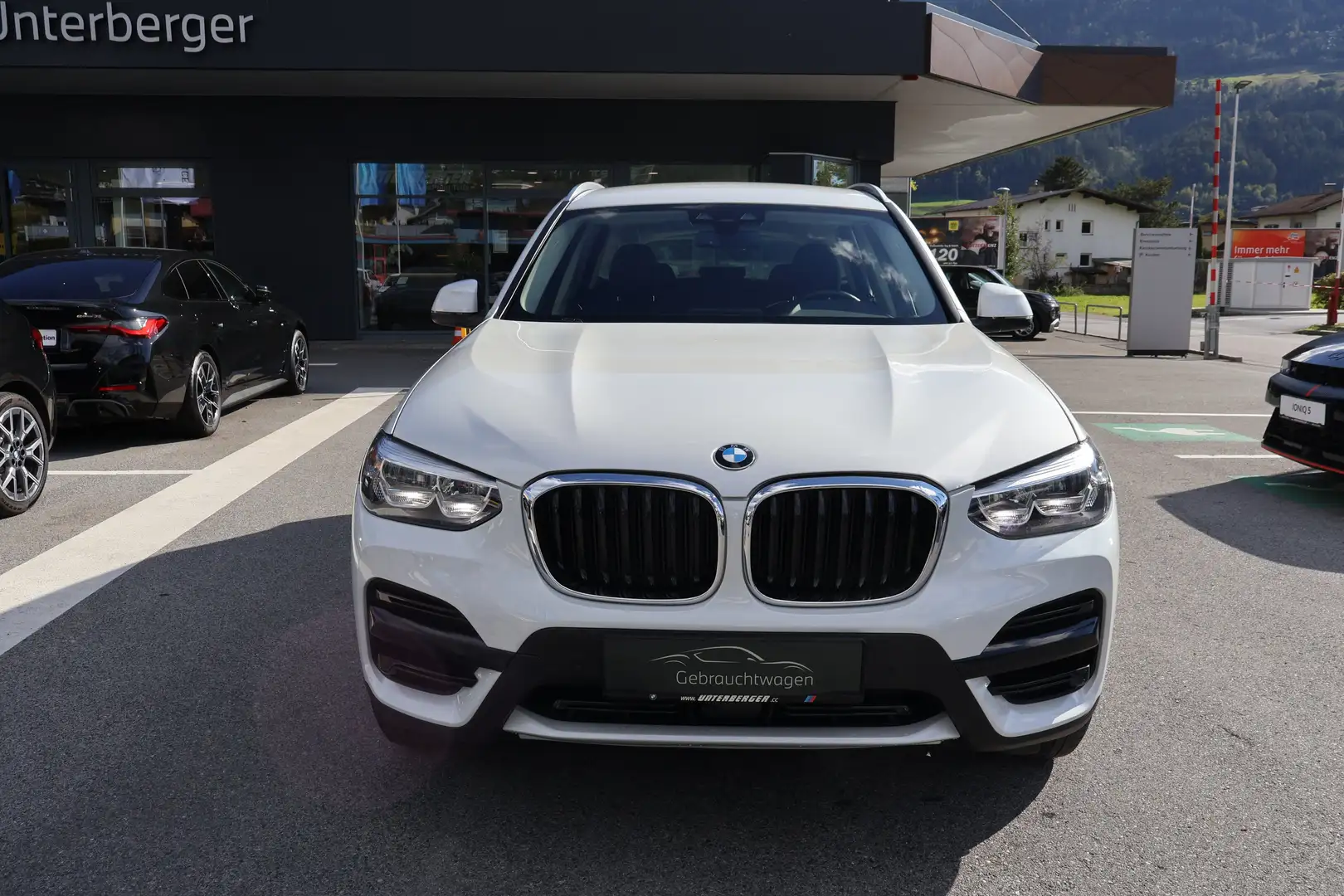 BMW X3 xDrive30e Advantage DAB LED RFK Klimaaut. Blanco - 2