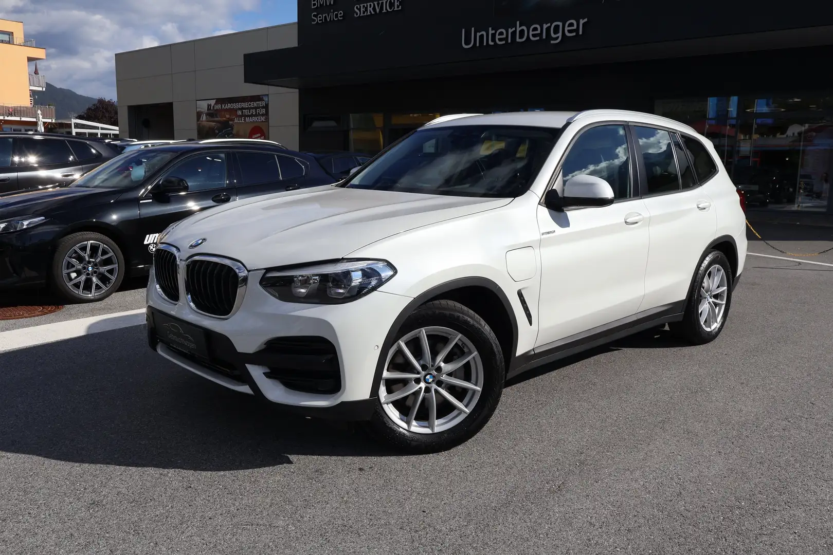 BMW X3 xDrive30e Advantage DAB LED RFK Klimaaut. Blanco - 1