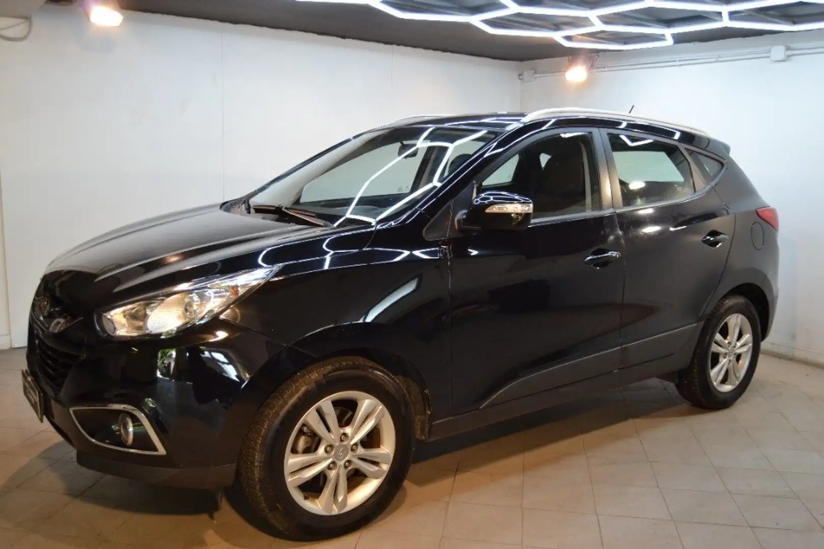 Hyundai iX35 1.7 CRDi 2WD Comfort Nero - 1
